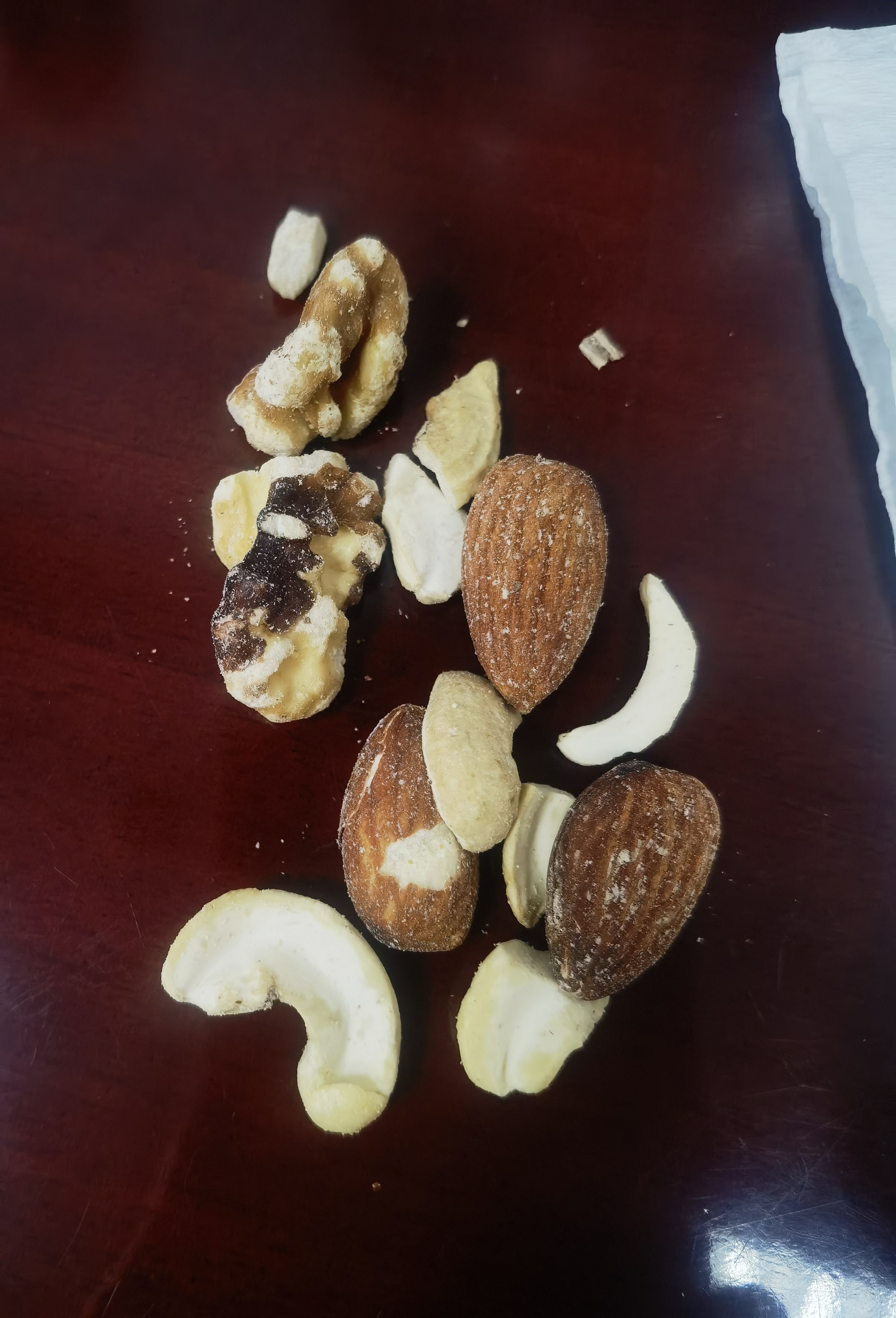 良品铺子坚果每日坚果开心果腰果核桃仁夏威夷果坚果罐装炒货孕妇干果 【五种坚果】每日纯坚果498g*1罐 . 实拍图