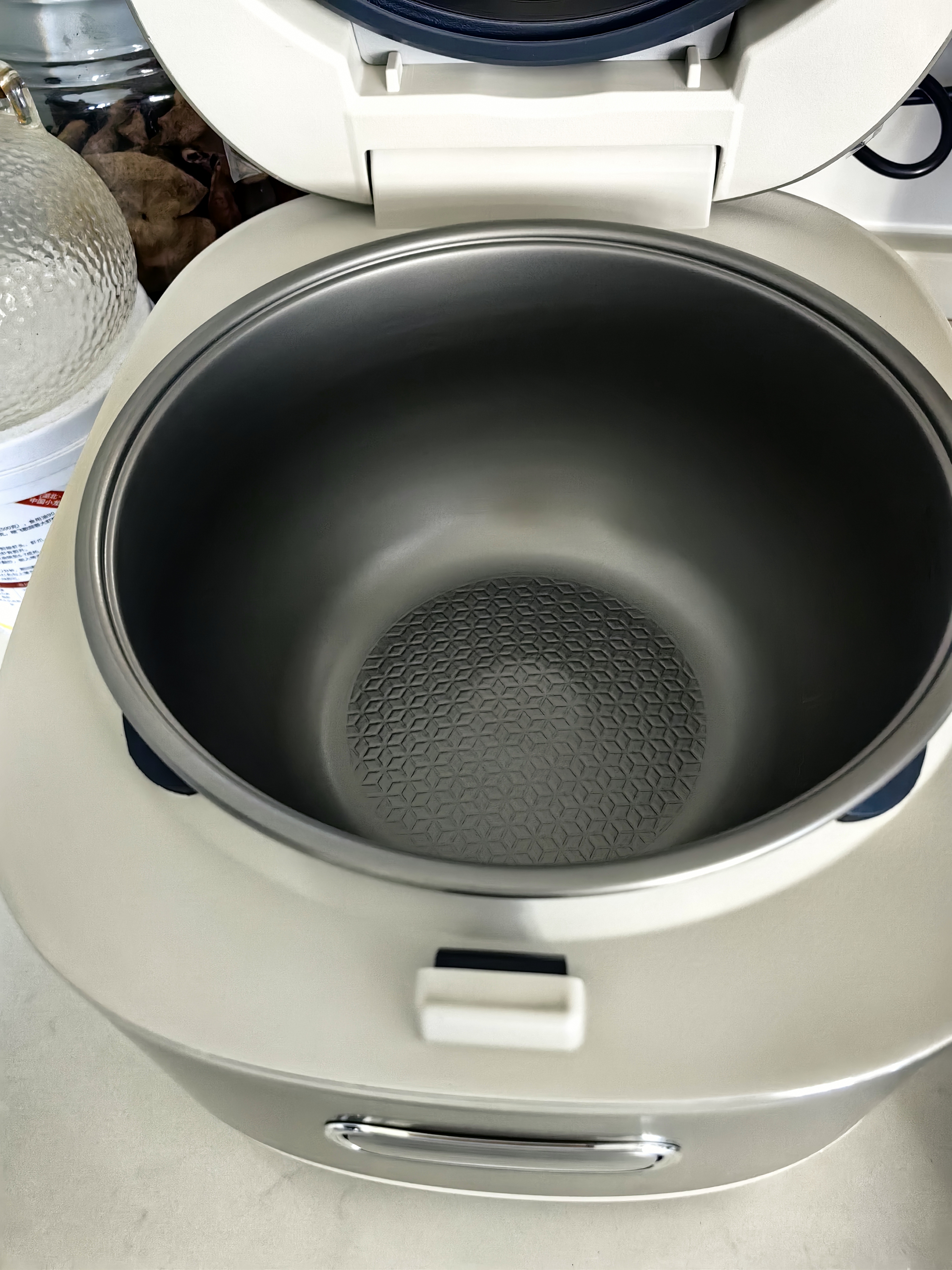美的（Midea）电饭煲1-8人4升大容量火旋风IH加热纯钛内胆0涂层不粘锅家用电饭锅MB-HC4076T美食大赛同款 实拍图