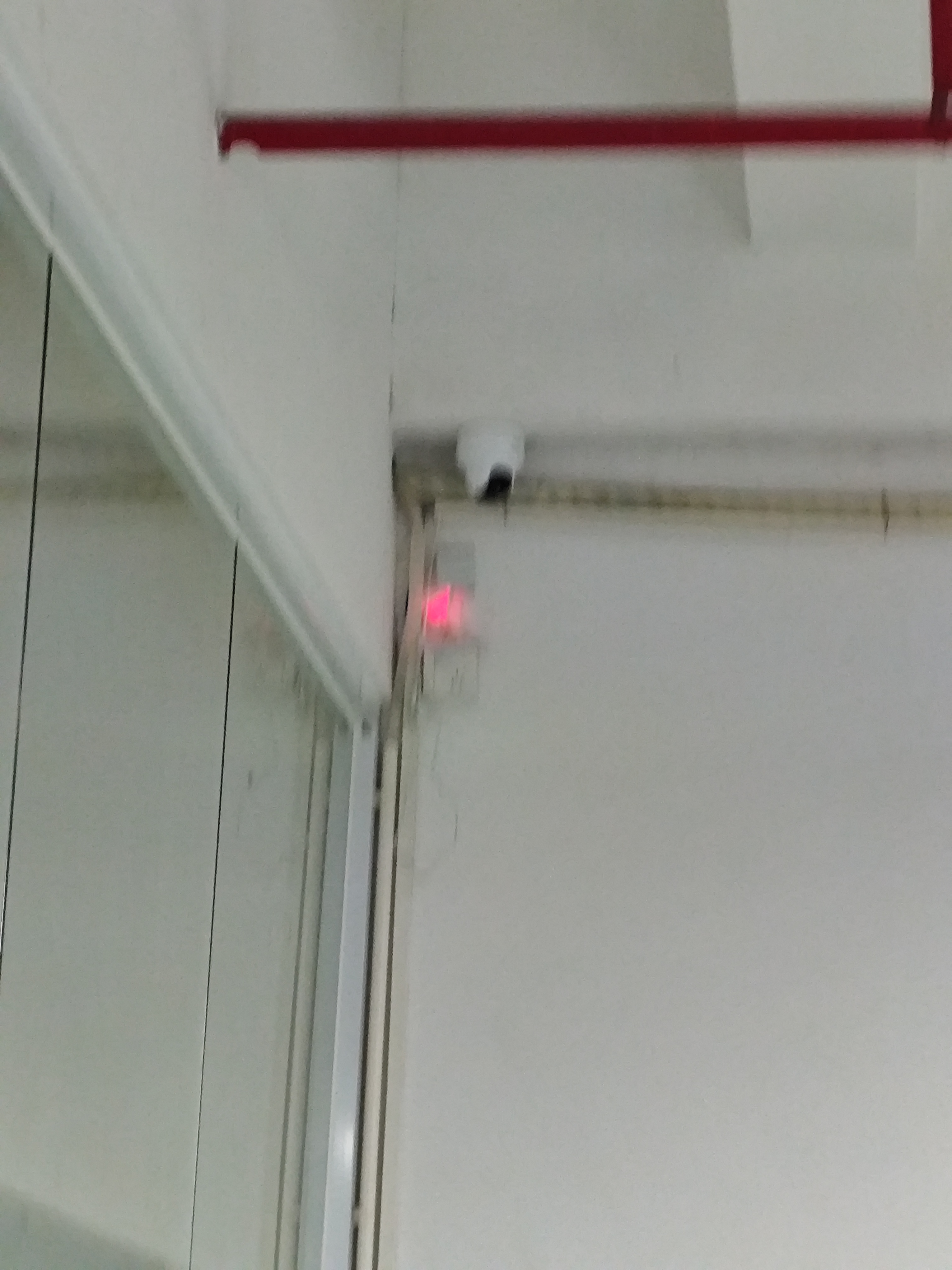 海康威视（HIKVISION）无线摄像头400万像素2K超清 AI人形识别追踪wifi监控套装360度全景云台旋转可对讲无线联网Y2S4M-W 实拍图