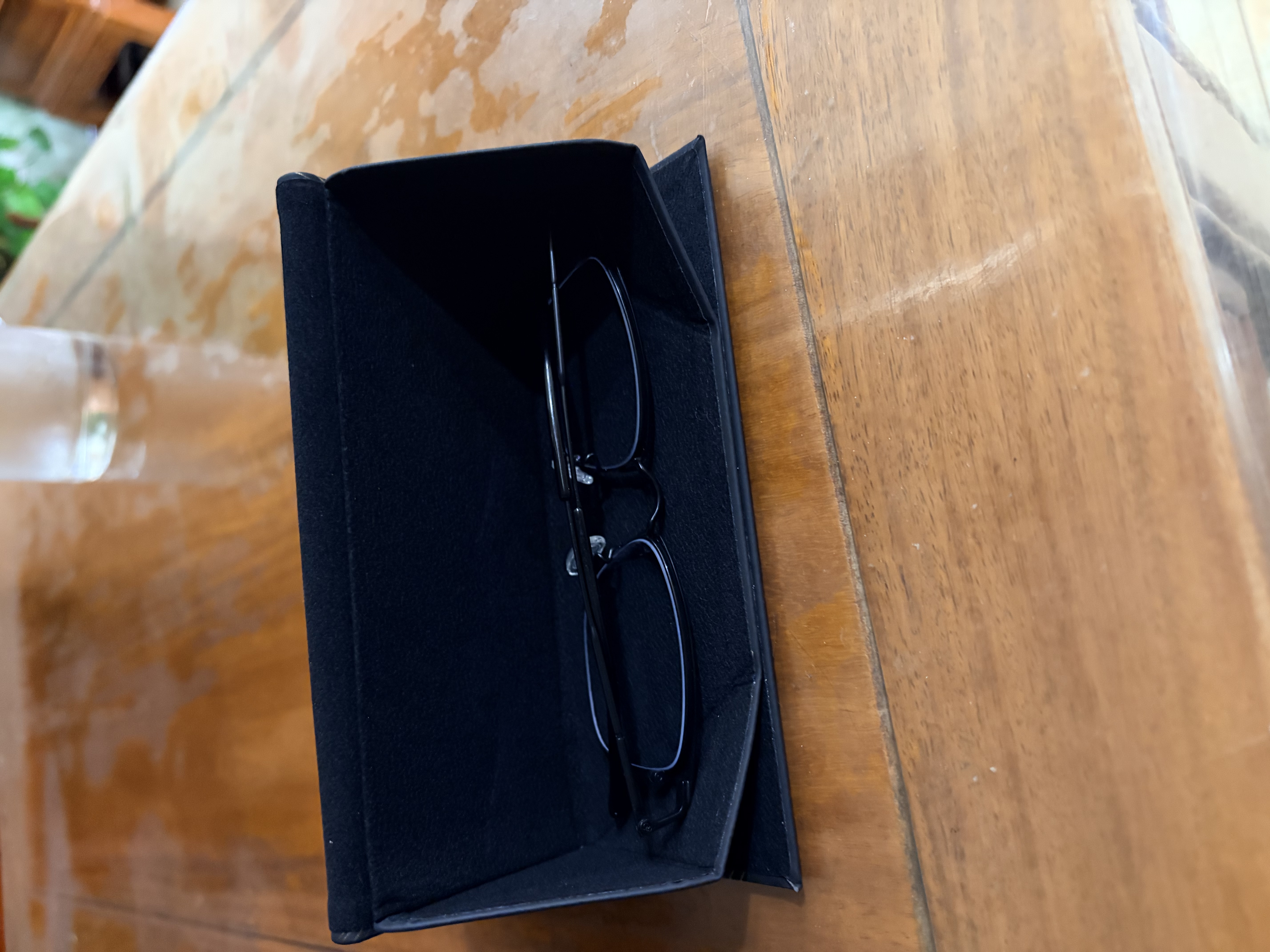 依视路（ESSILOR） 钻晶系列高清耐磨防蓝光近视超薄镜片专业配度数眼镜架男女镜框 钛+金属-全框-4021BK-黑色 镜框+依视路A4防蓝光1.56现片 实拍图