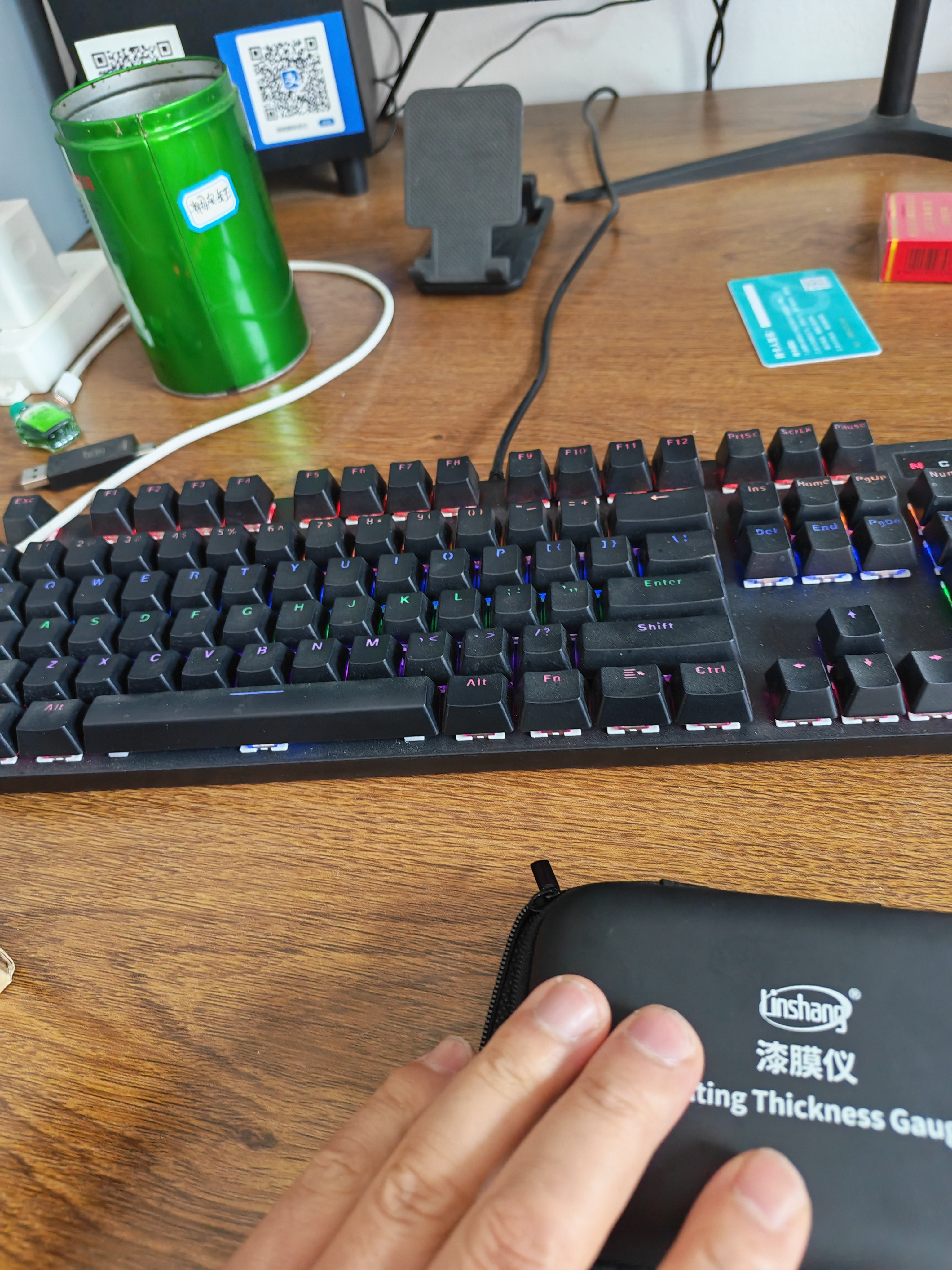 雷柏（Rapoo）V500PRO 有线背光机械键盘 104键全尺寸游戏电竞笔记本电脑多媒体办公吃鸡全键无冲键盘 红轴 实拍图