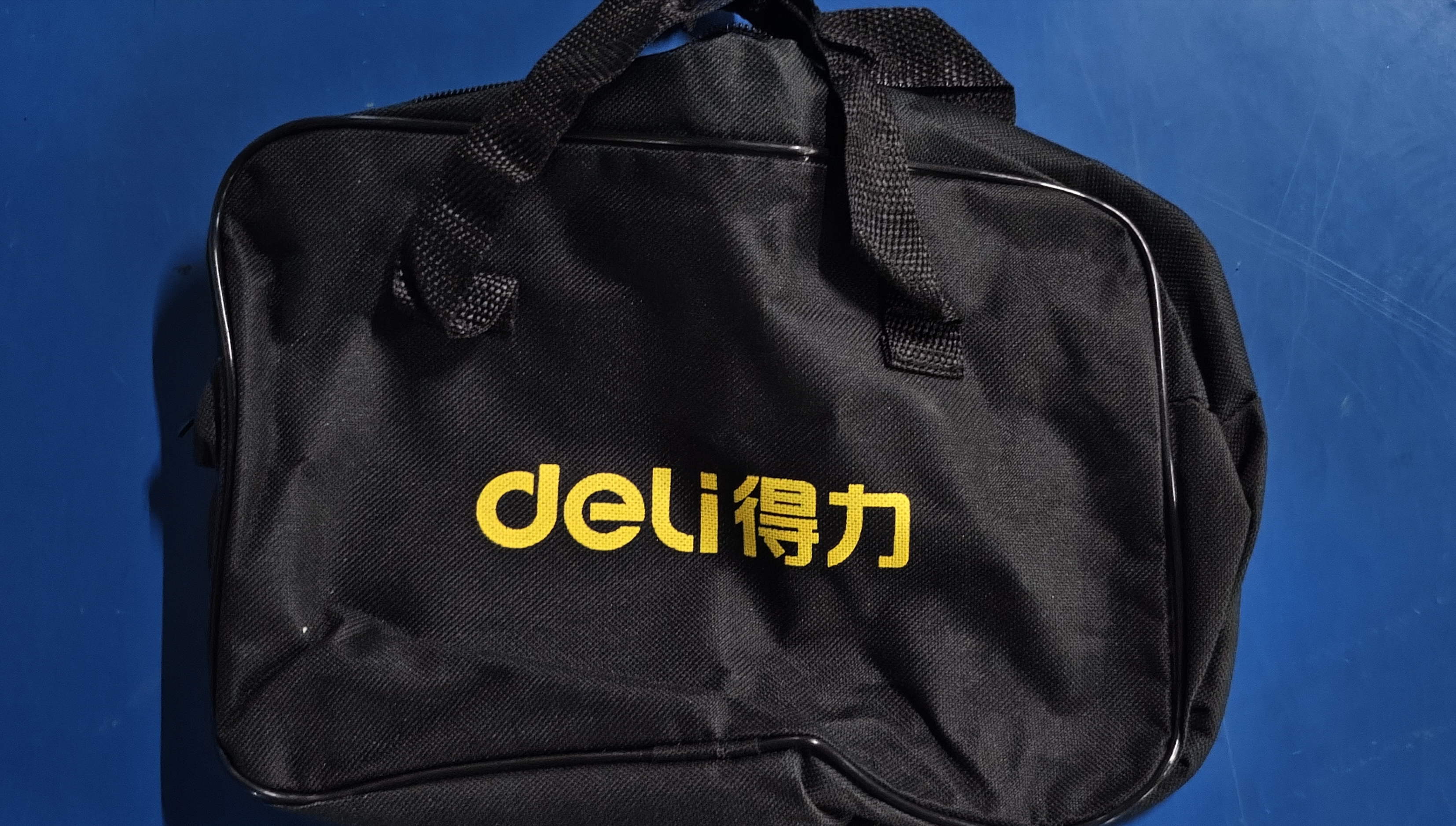 得力（deli）充气泵车载充气泵轮胎打气泵适用小米汽车胎压检测充气宝双30缸 实拍图