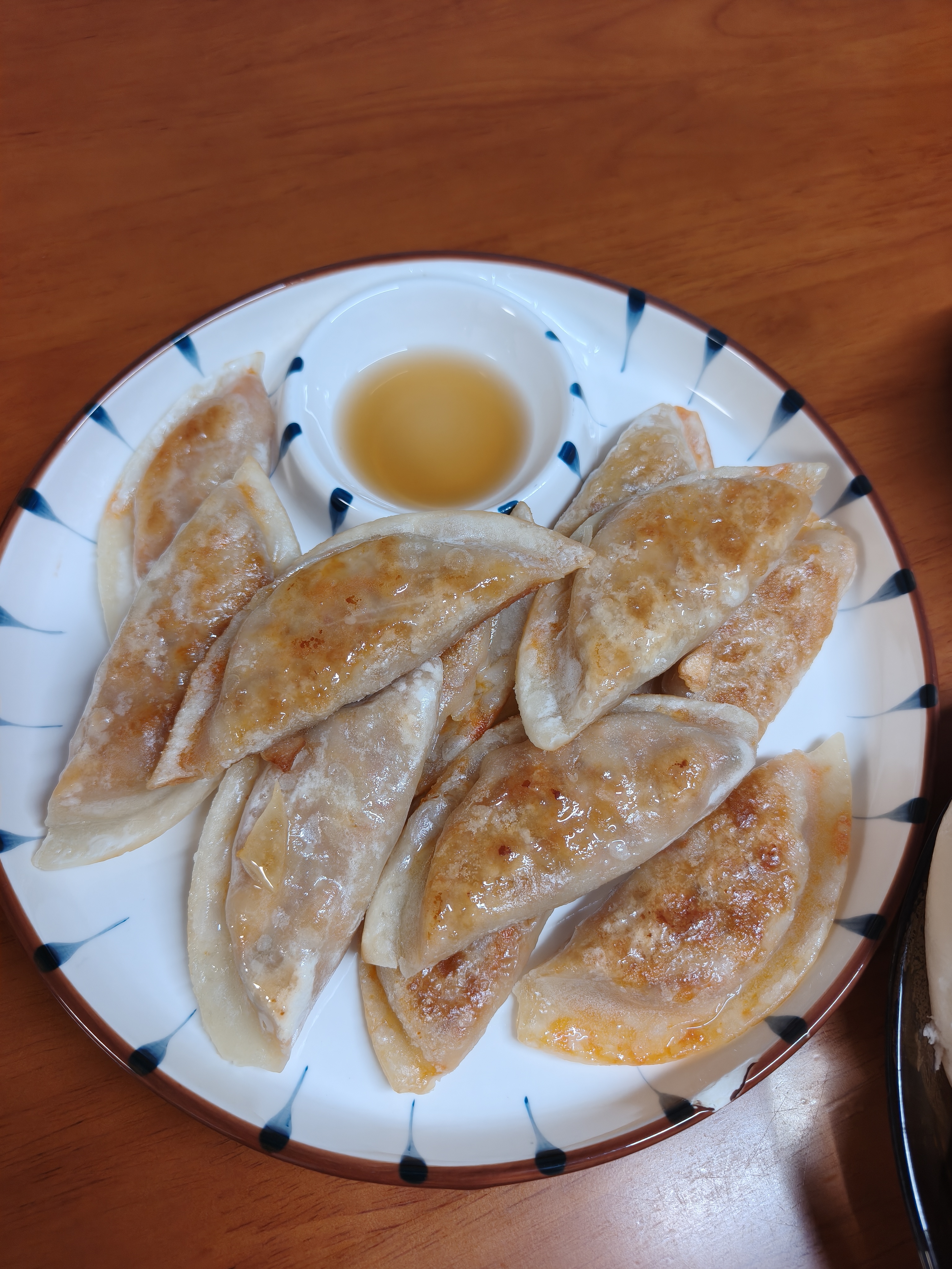 味千拉面日式黑猪肉煎饺336g/袋（14只） 水饺蒸饺饺子 锅贴早餐 实拍图
