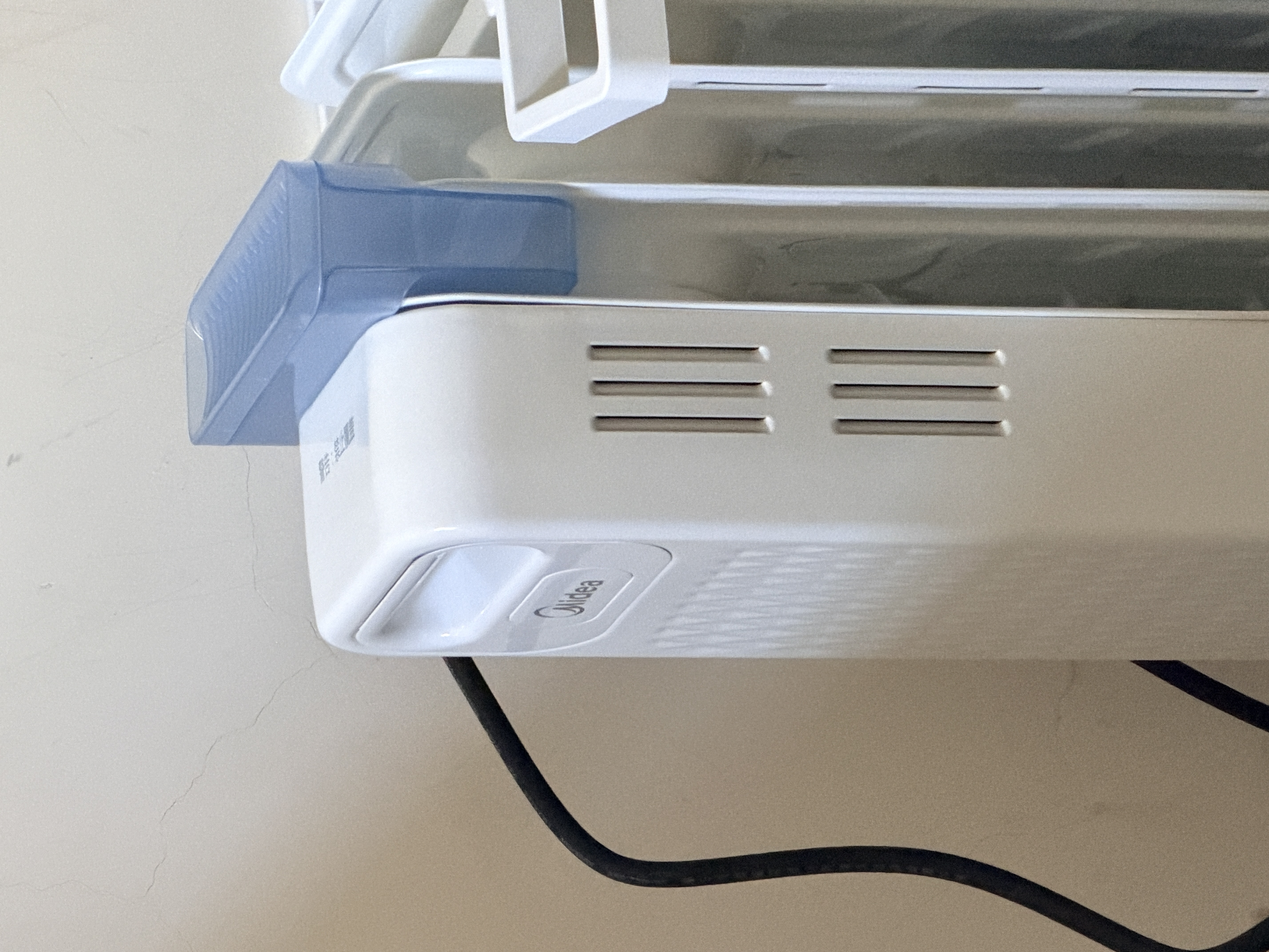 美的（Midea）【品质推荐】电热油汀取暖器/电暖器/电暖气家用/烤火炉/13片节能速热油酊/加热器/烘衣加湿HYX22N 实拍图