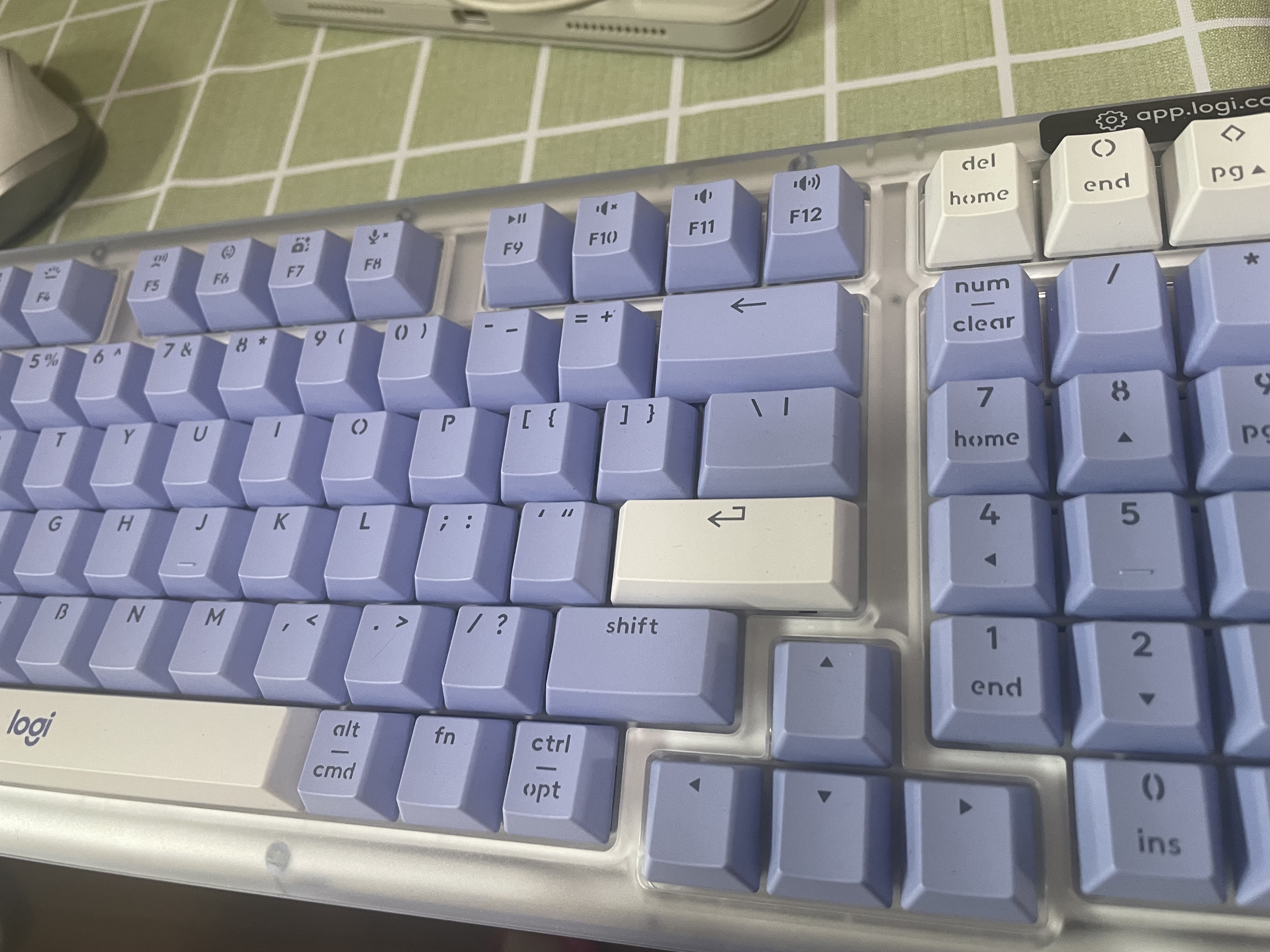 罗技（Logitech）大师系列 MX Keys S无线蓝牙键盘 超薄全尺寸 人体工学 智能背光 带无线接收器 白色 108键 实拍图
