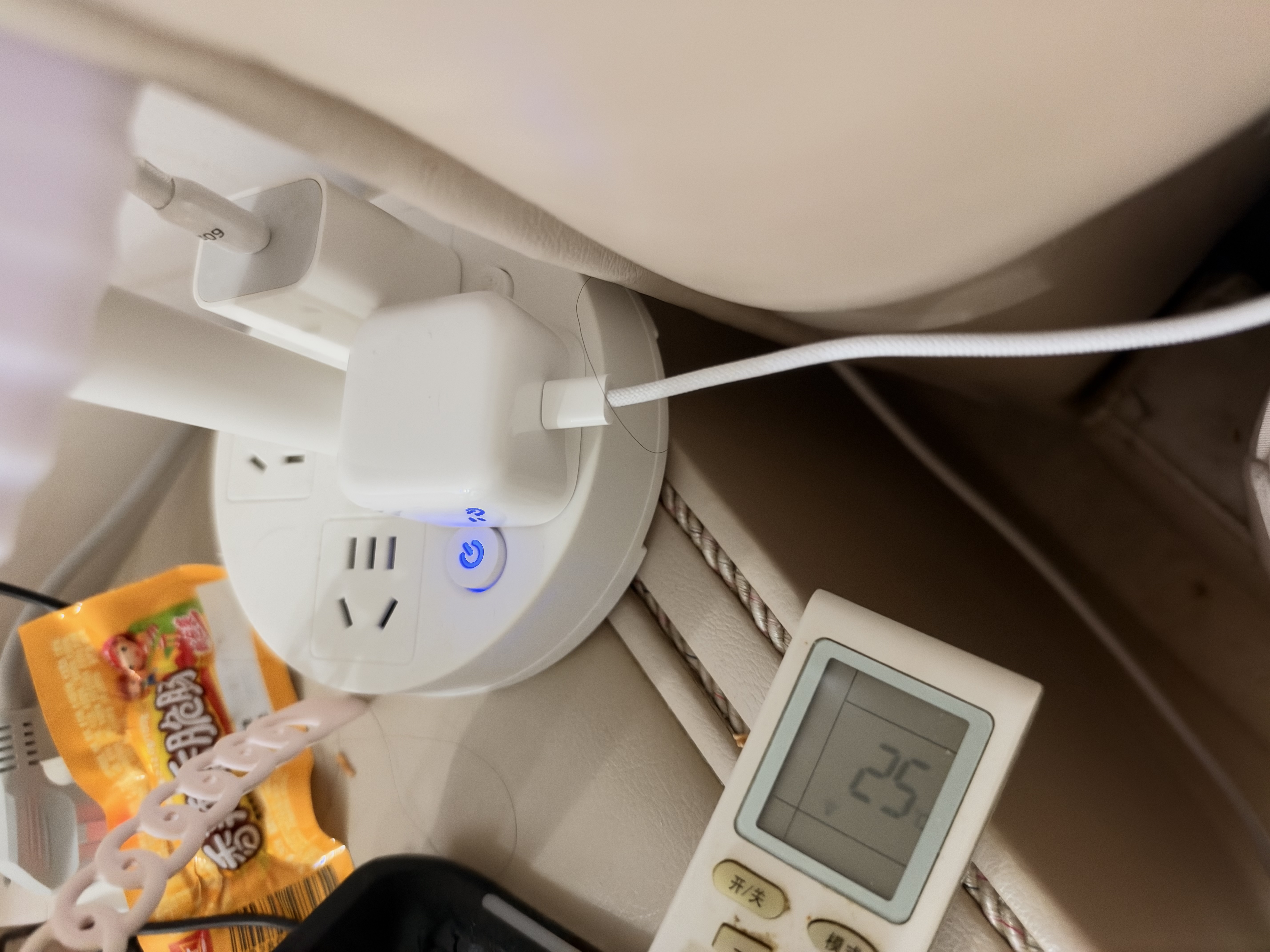 Apple/苹果【官配套装】40W快充头+iPhone 18 Pro Max透明手机壳+1年ACS 实拍图