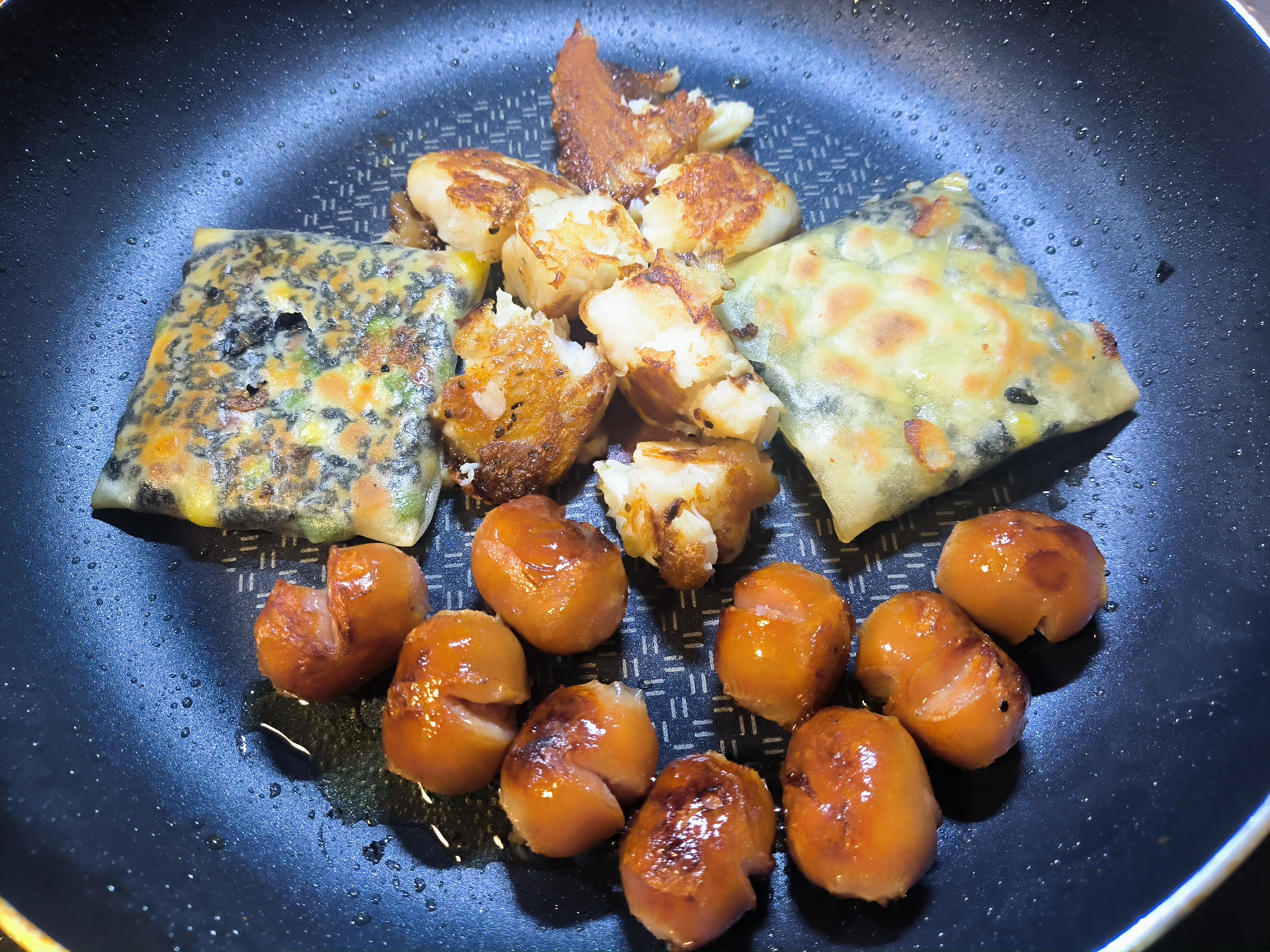 大希地爆汁一口肠100g*8袋 火山石烤肠小肉枣肠香肠 早餐解馋休闲零食 实拍图