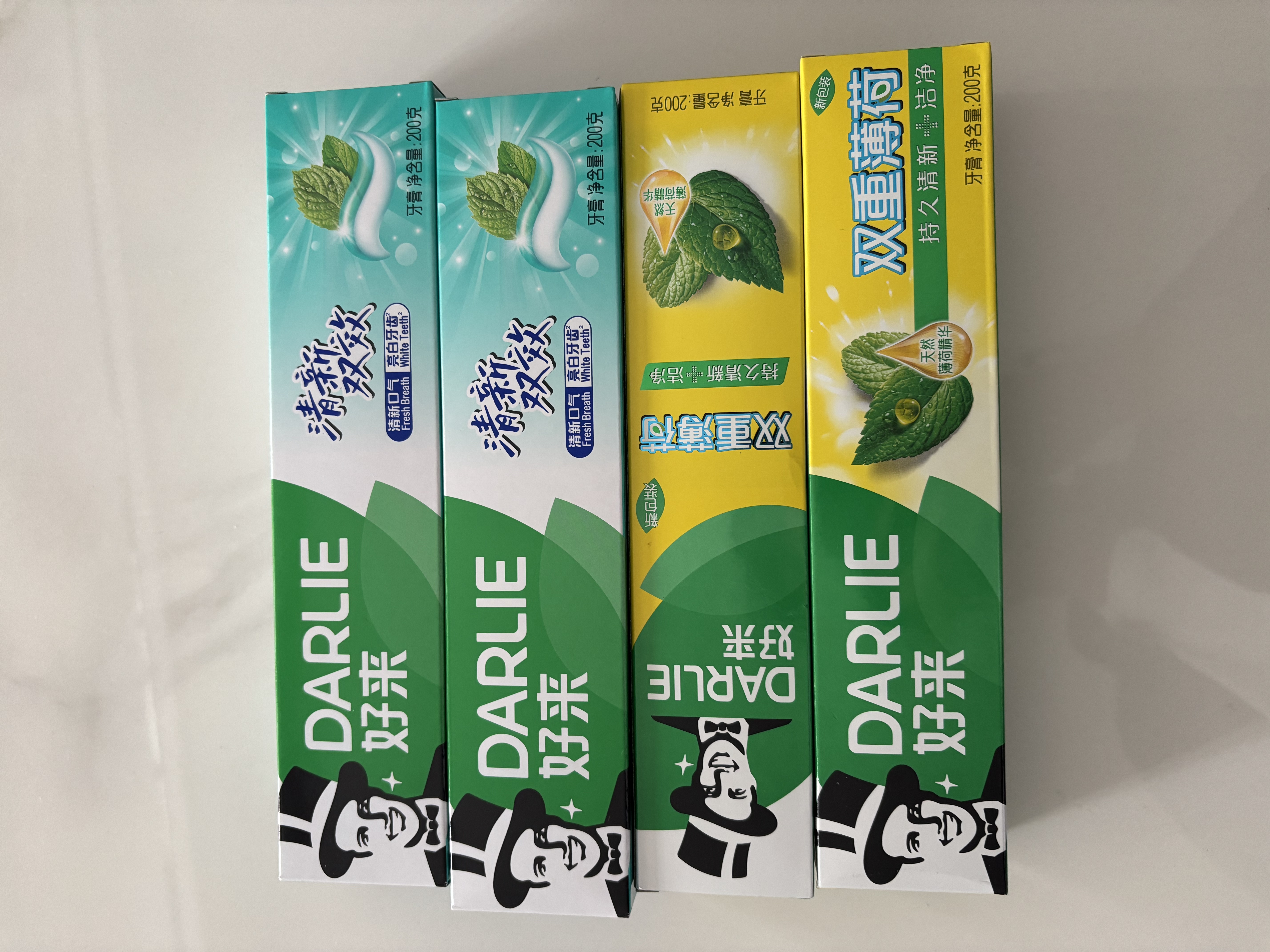 好来（DARLIE）原黑人清新双效薄荷牙膏深层去渍长效减菌含氟防蛀锁钙固齿200g*4 实拍图