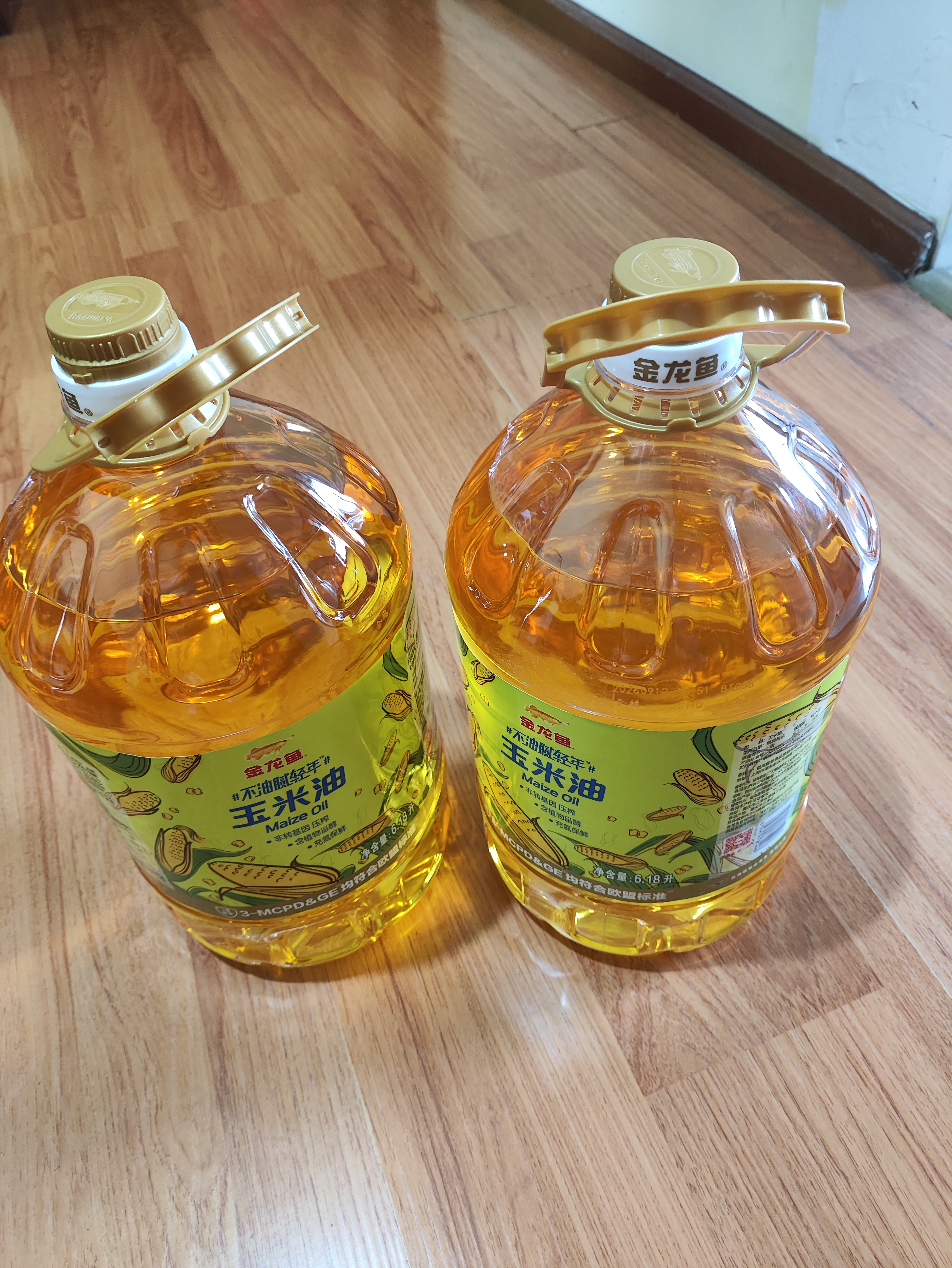 金龙鱼 食用油 非转基因 物理压榨玉米油6.18L（蕴含植物甾醇） 实拍图