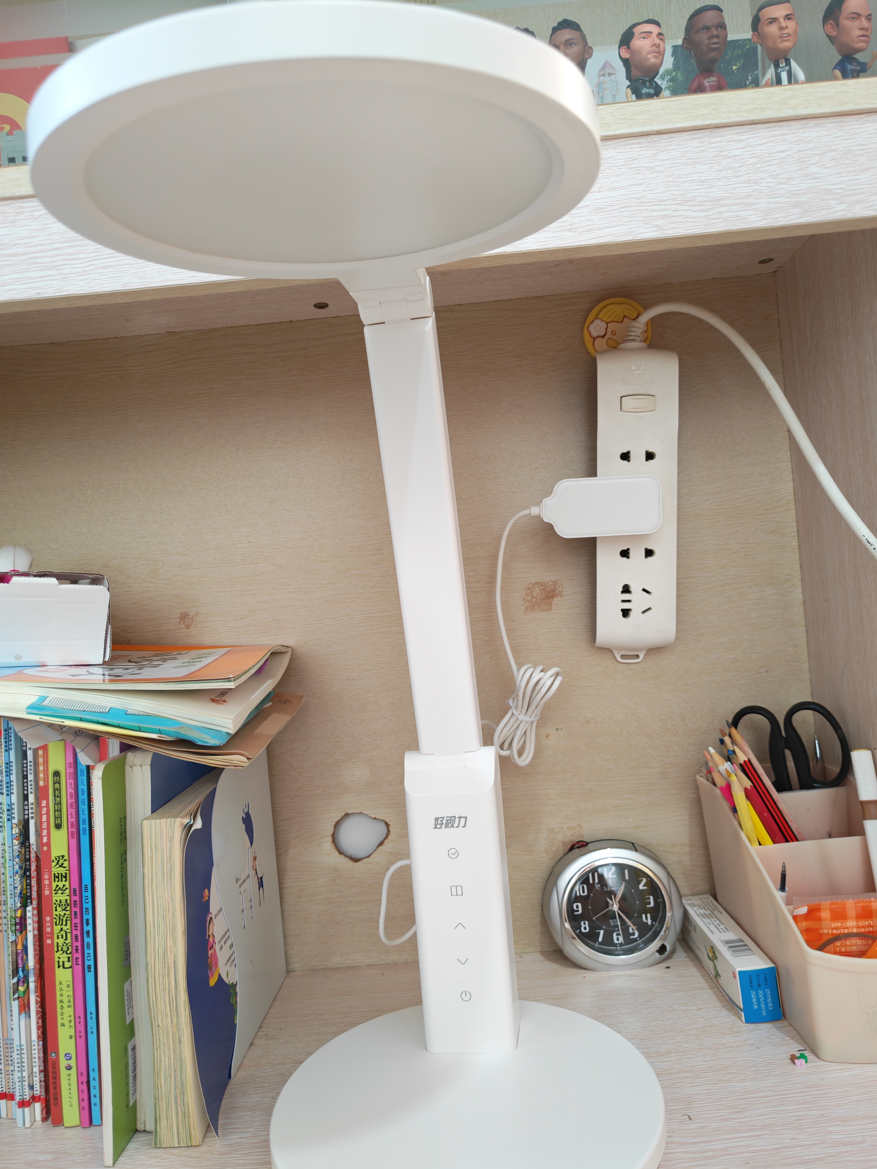好视力AAAA级护眼台灯儿童学生学习阅读卧室书桌近视防控led灯 TG032Pro 实拍图