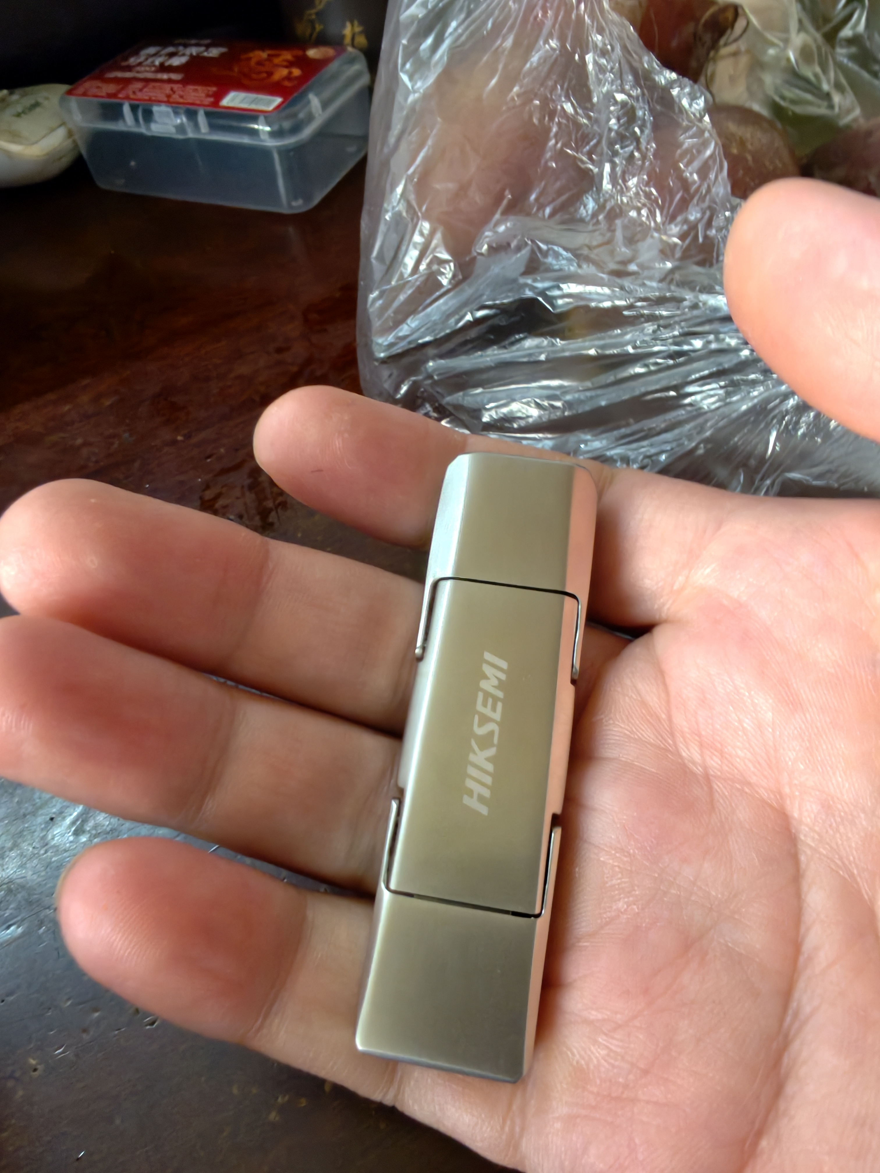 海康威视（HIKVISION）512GB 固态U盘双接口手机U盘Type-C/USB3.2读速520MB/s适用华为苹果Iphone电脑大容量高速优盘S500 实拍图