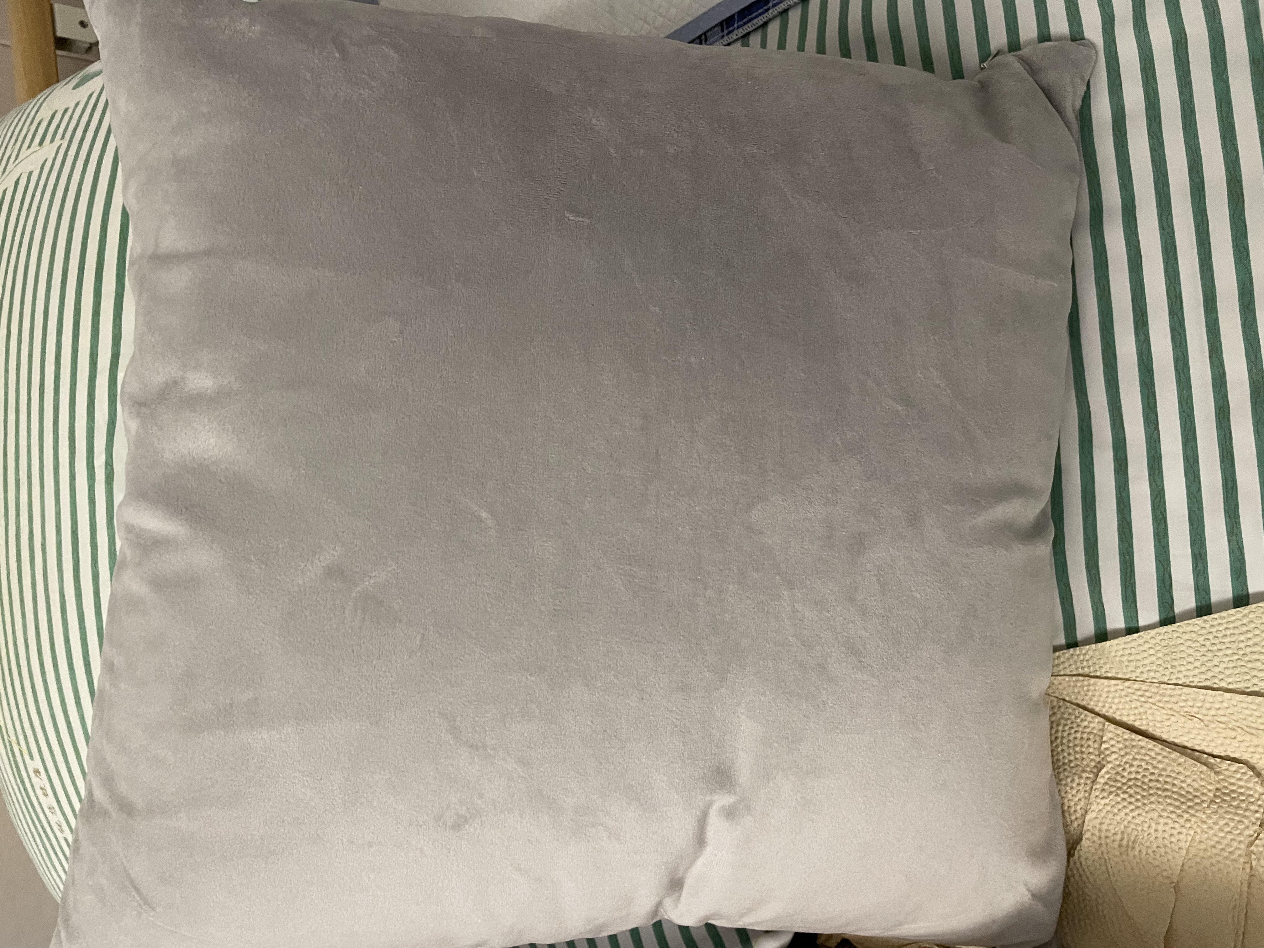 京东京造棉花糖抱枕 超柔棉棉绒沙发床头客厅办公室腰靠枕垫 灰色45x45cm 实拍图
