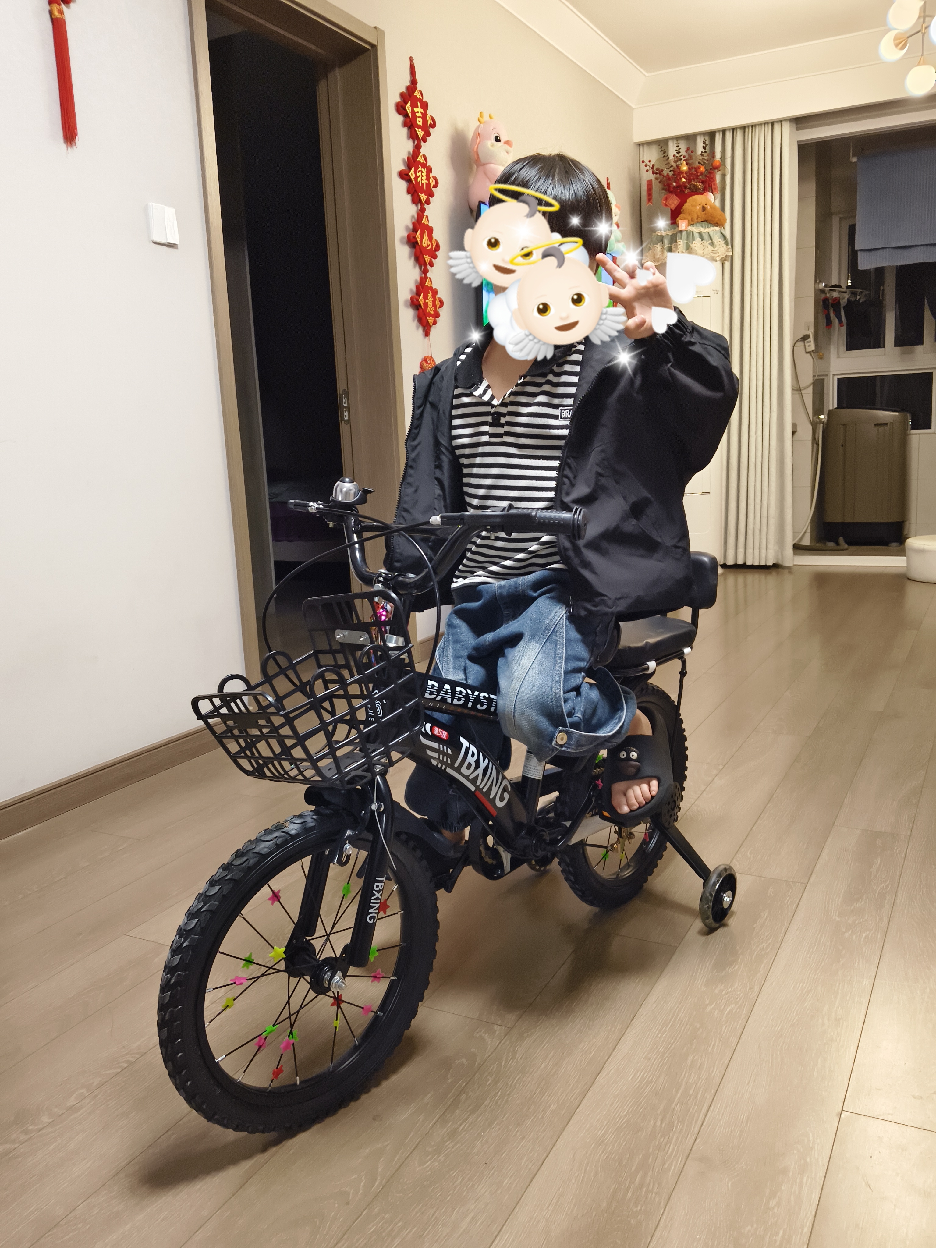 童贝星儿童自行车男孩2-3-6-8-9岁小孩单车脚踏车宝宝童车 高雅黑+ 辐条轮 +后座款头盔大礼包 16寸适合身高105-125cm 实拍图