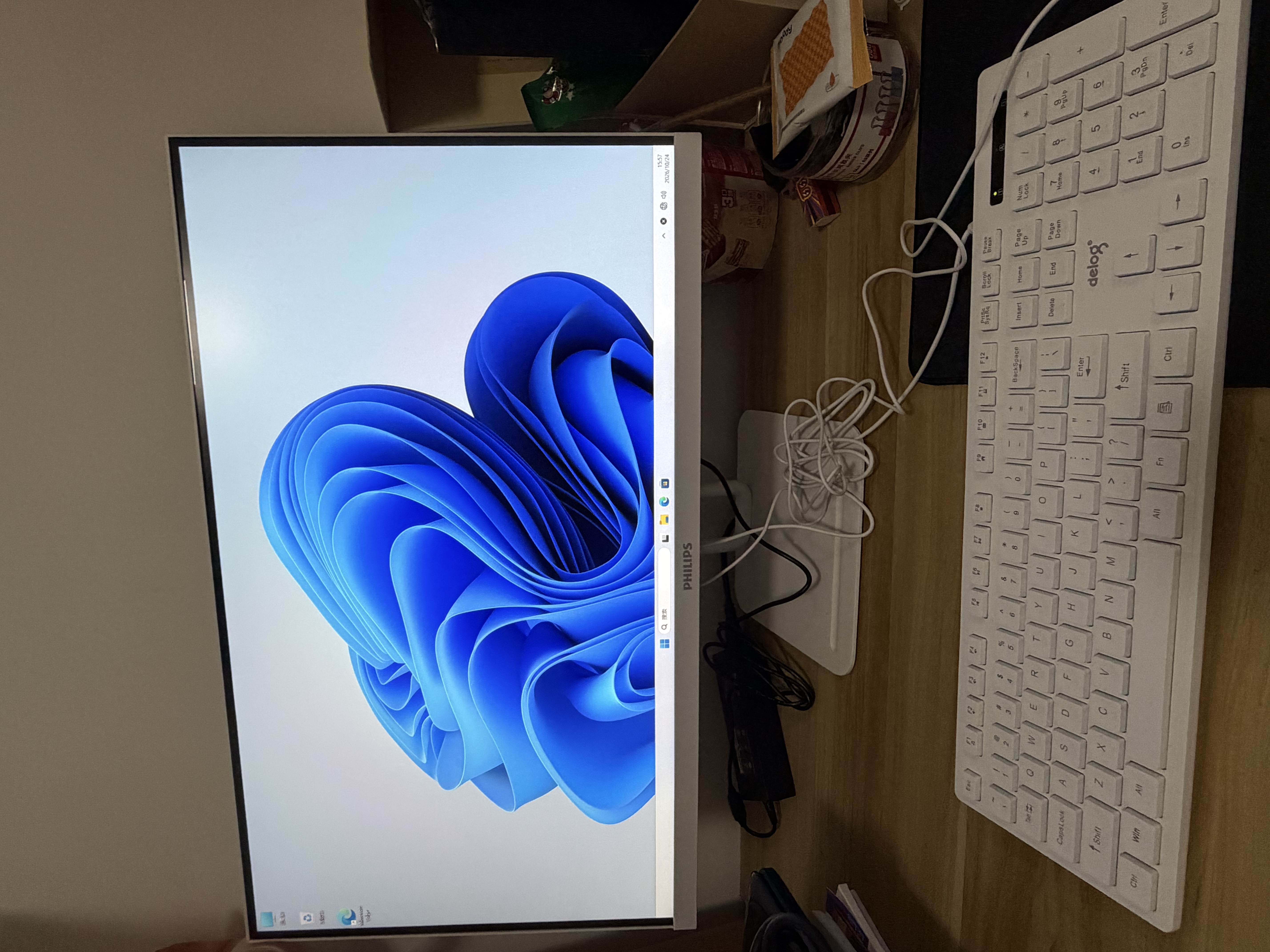 飞利浦（PHILIPS）国家补贴27英寸台式一体机电脑商用办公家用学习收银主机( 酷睿i5-12600H 16G 512G SSDWIFI )B1白 实拍图