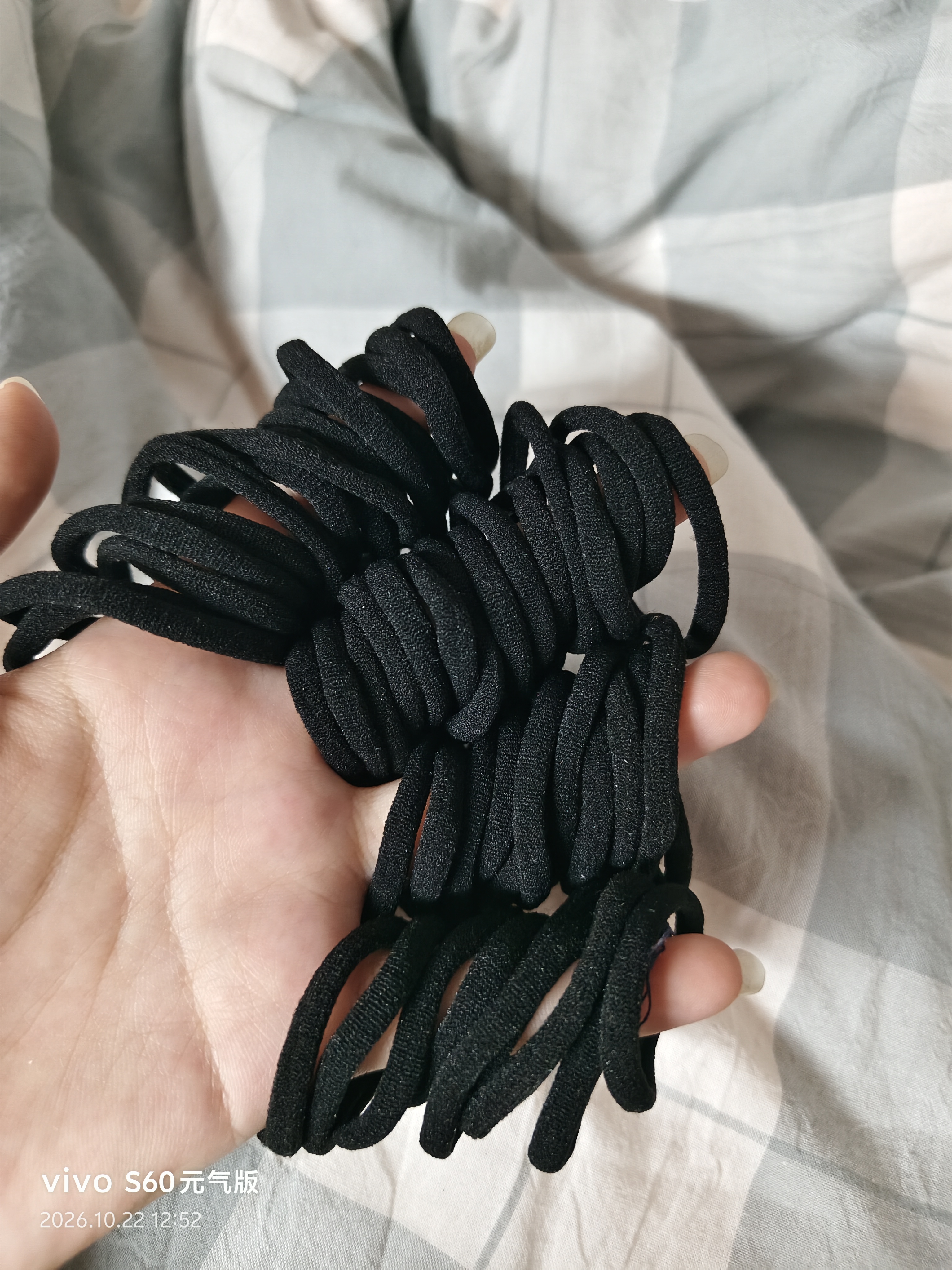 彩色头绳个人护理扎头牛皮筋绑扎头发男女简约耐用 高弹/加粗黑色头绳 50根 实拍图
