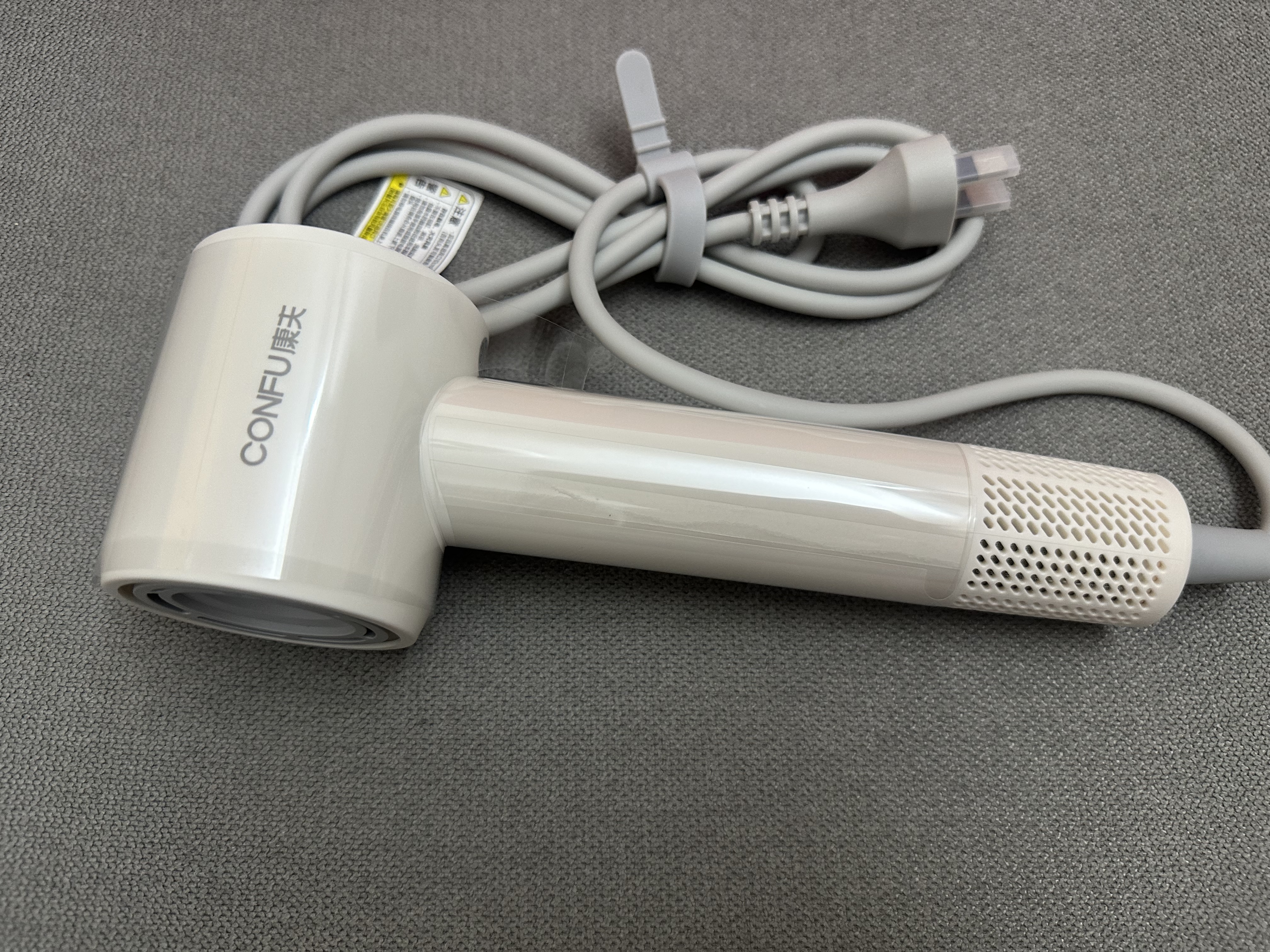 康夫（CONFU）【晒单返20元】高速电吹风机23亿负离子护发大功率速干家用大风力不伤发吹风筒生日礼物  F19白 实拍图