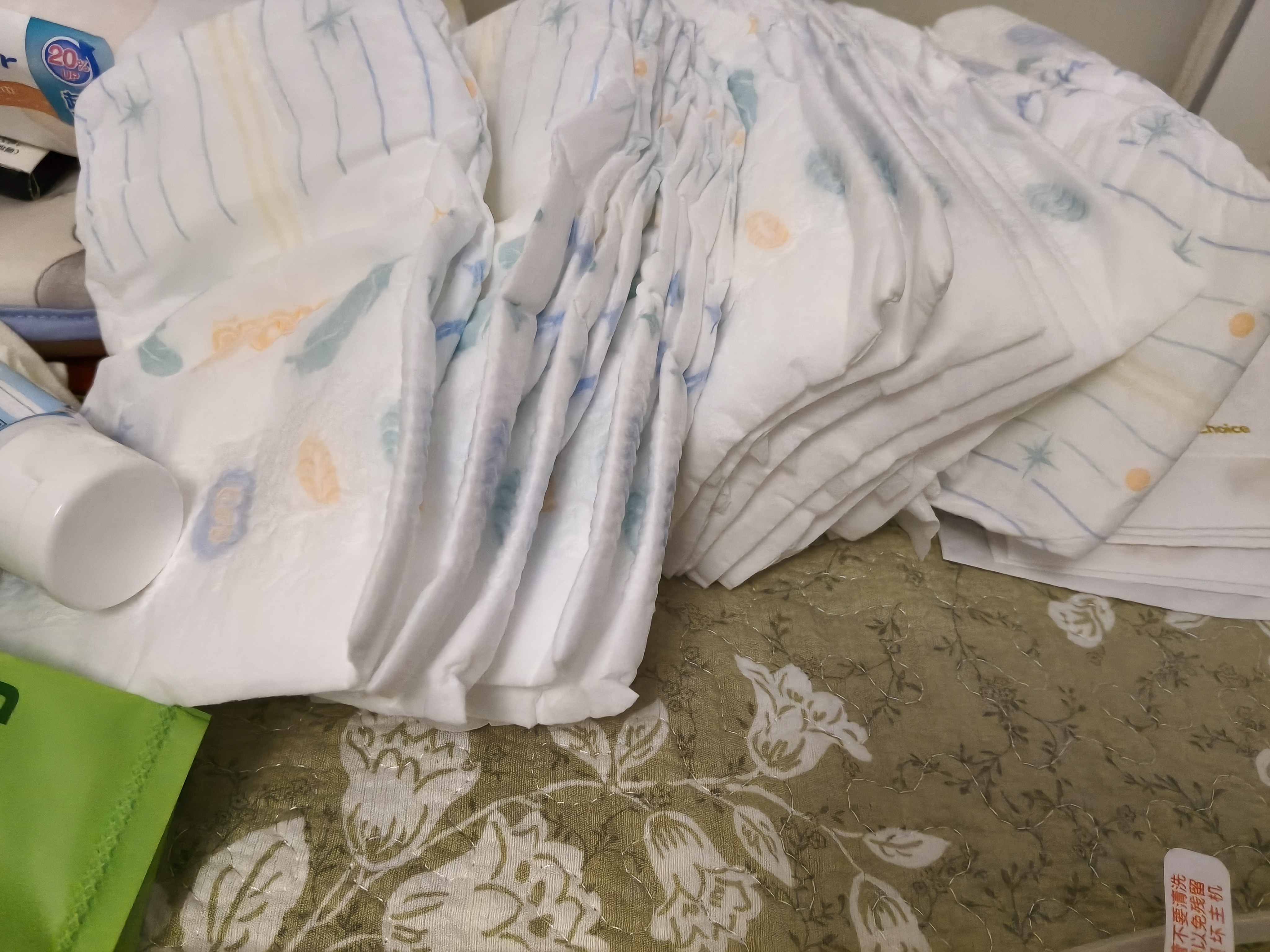 大王光之羽系列环贴式婴儿纸尿裤S56片(4-8kg)尿不湿 超薄透气 实拍图