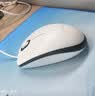 罗技（Logitech）M100r 鼠标 有线鼠标 办公鼠标 对称鼠标 大手鼠标 白色 实拍图