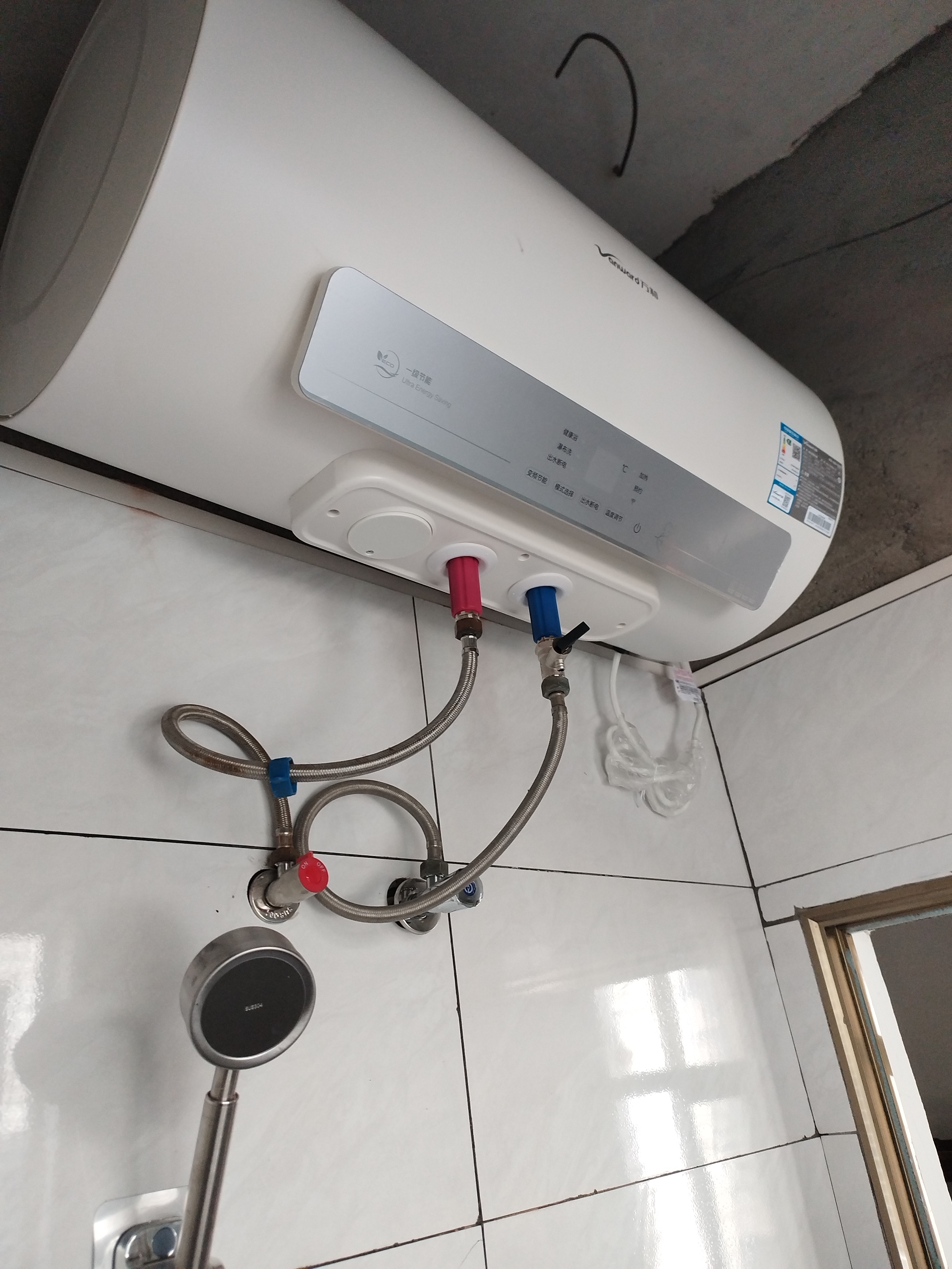 万和【节能星·出水断电·Q2Ultra】电热水器60升家用3300W变频速热一级能效出水断电国家补贴 实拍图