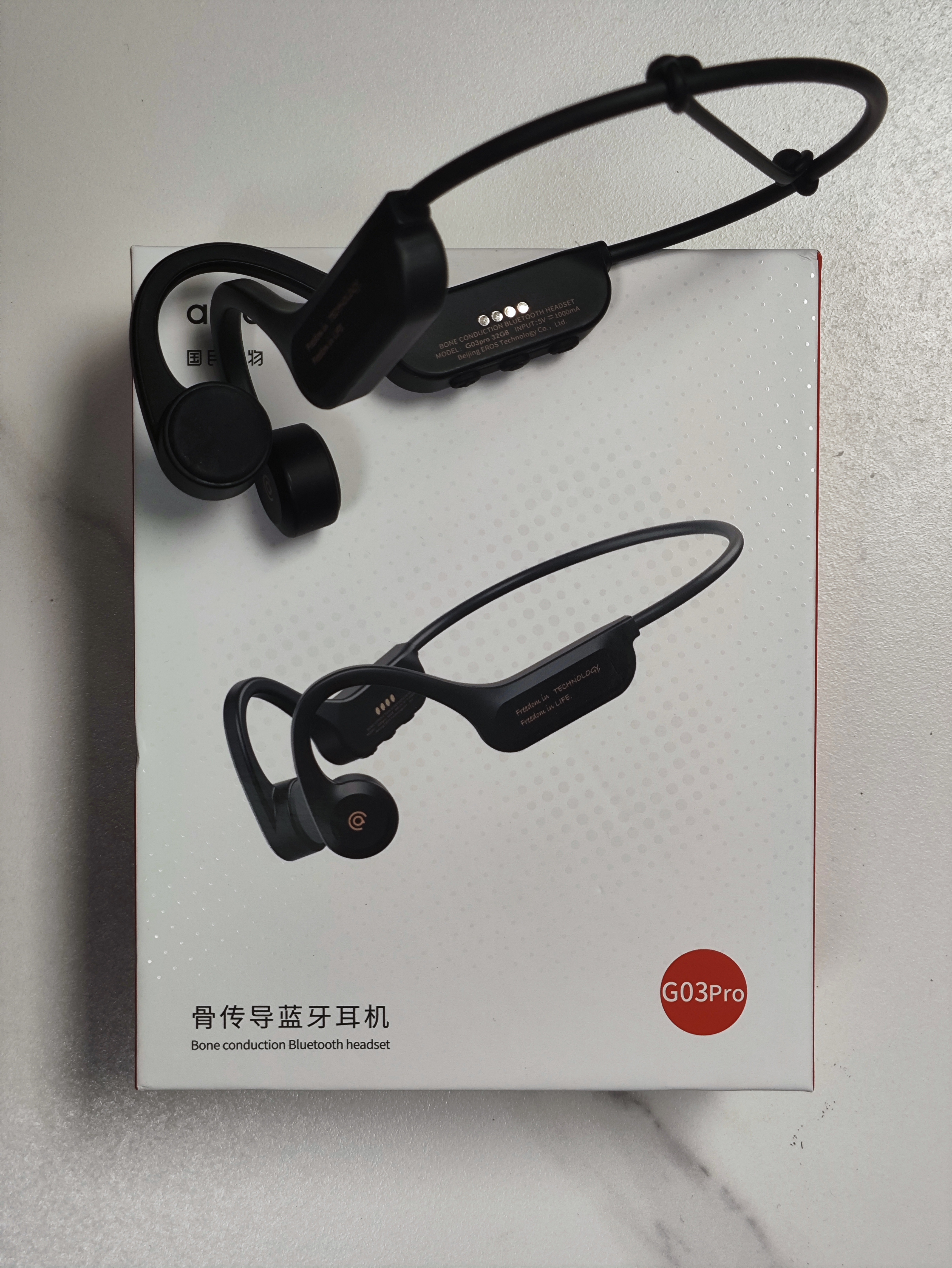 爱国者（aigo）真骨传导运动2026蓝牙游泳儿童耳机 IP68级防水 32G存储MP3 开放式挂耳马拉松骑行跑步G03PRO黑色 实拍图