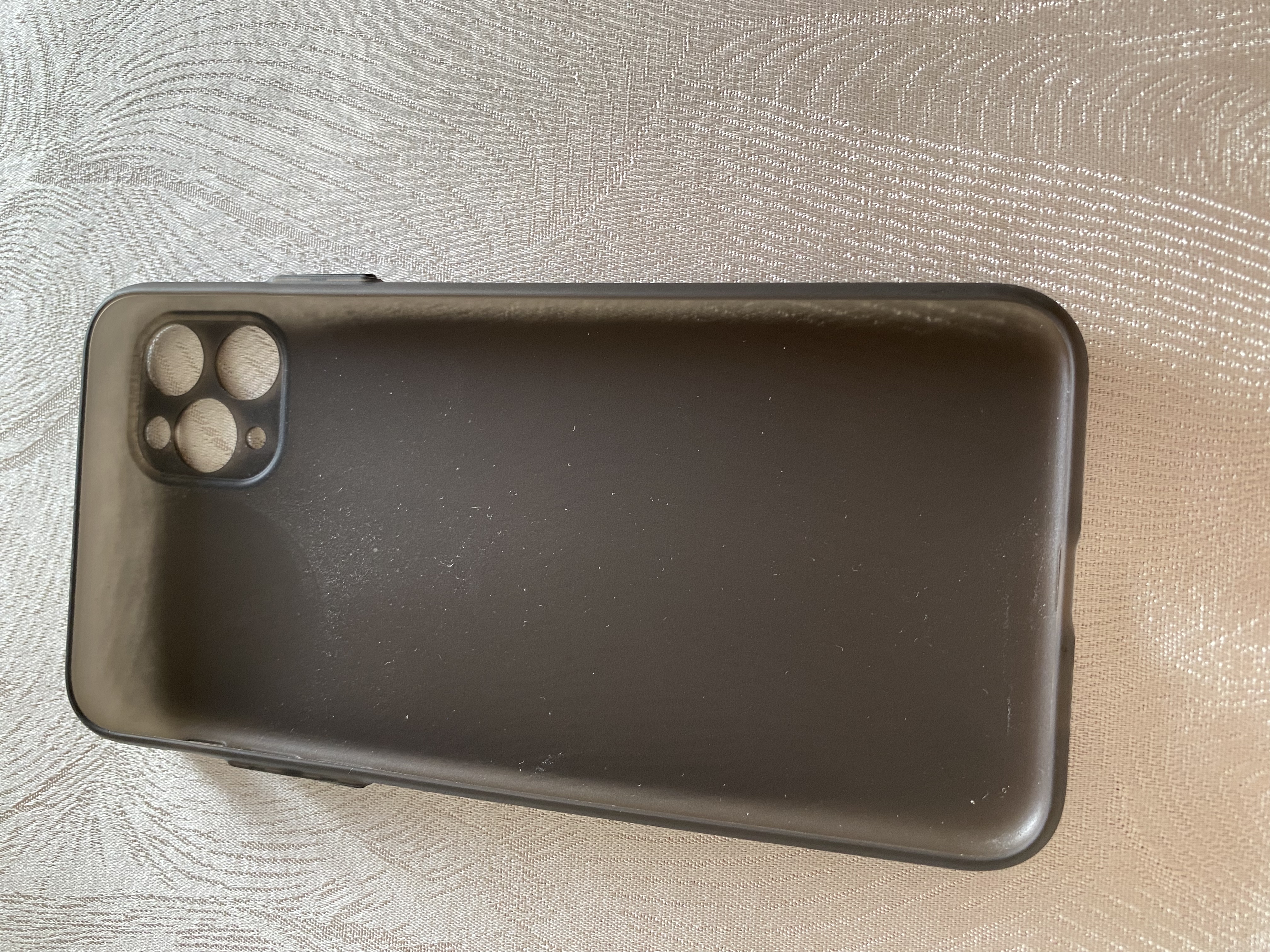 古雷斯（GURRS）适用苹果11promax手机壳 iphone11promax保护套镜头全包超薄肤感磨砂半透明防摔硅胶软壳 深空黑 实拍图