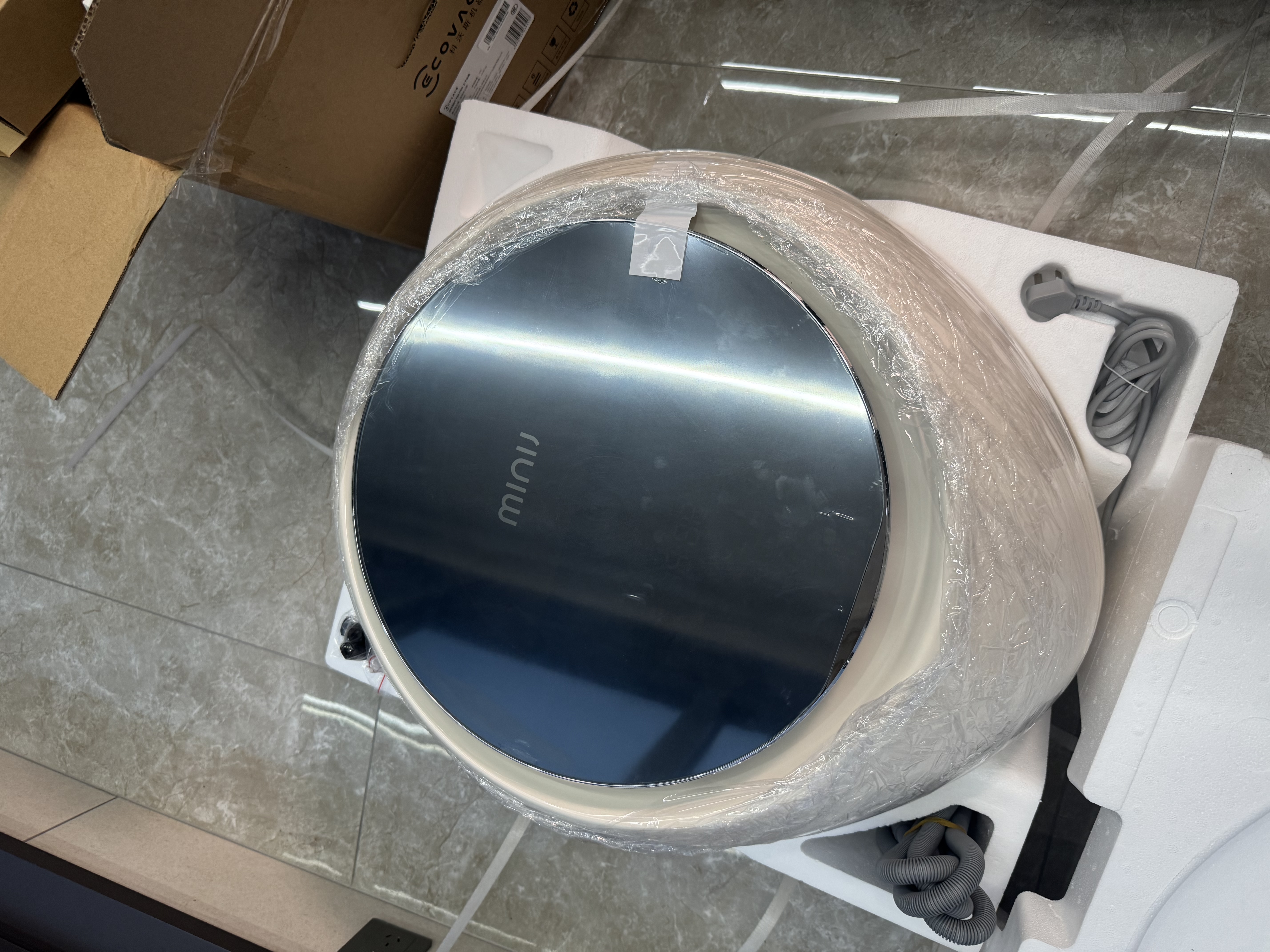 小吉（MINIJ）壁挂洗衣机3kg洗烘一体婴儿童内衣洗衣机一级能效 奶酪白 V6-XNB 实拍图