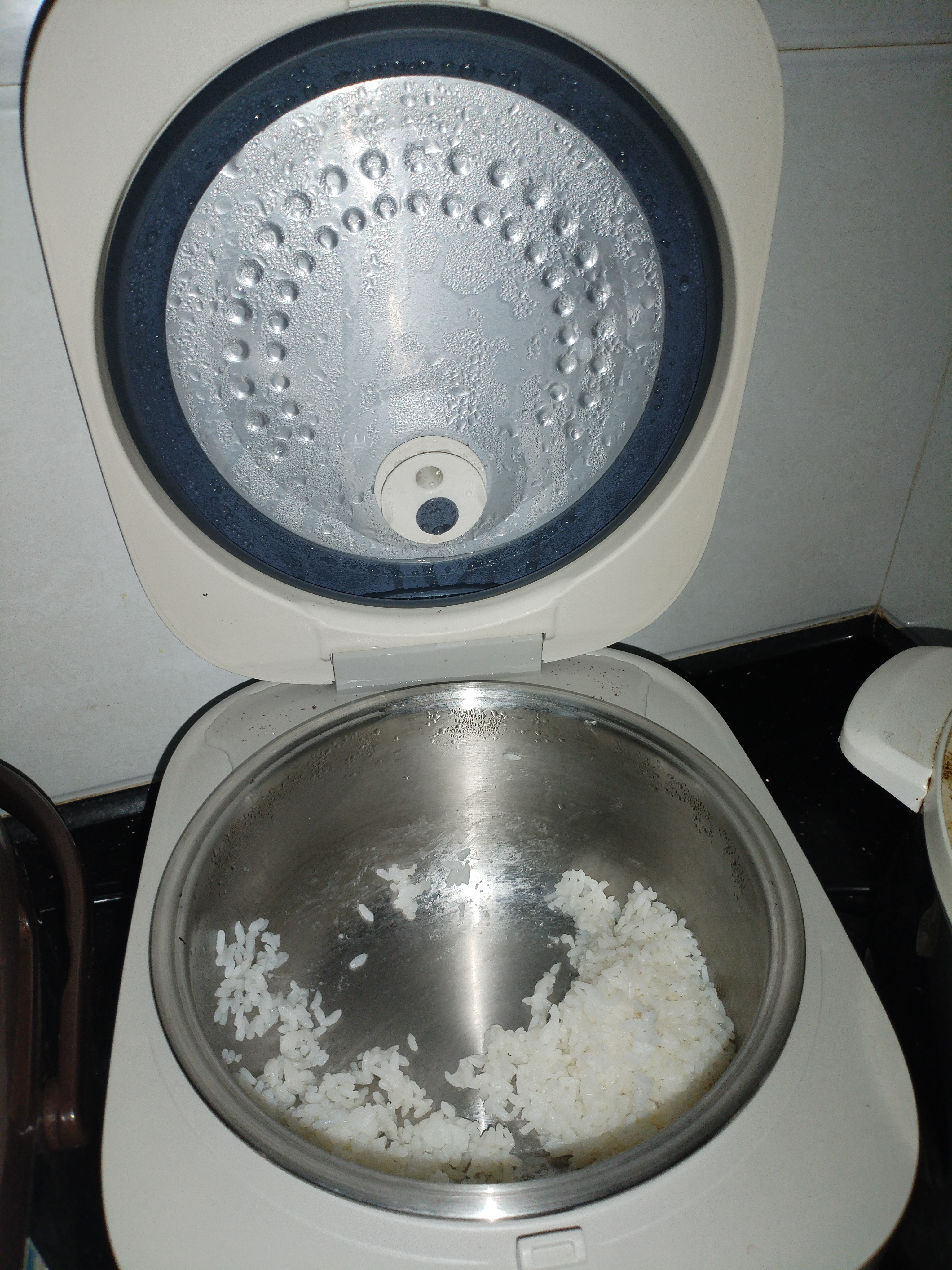 美的（Midea）电饭煲 3L家用电饭锅 316L不锈钢无涂层煮饭锅 2-3人智能预约0涂层煲汤煮粥MB-RE387S 实拍图