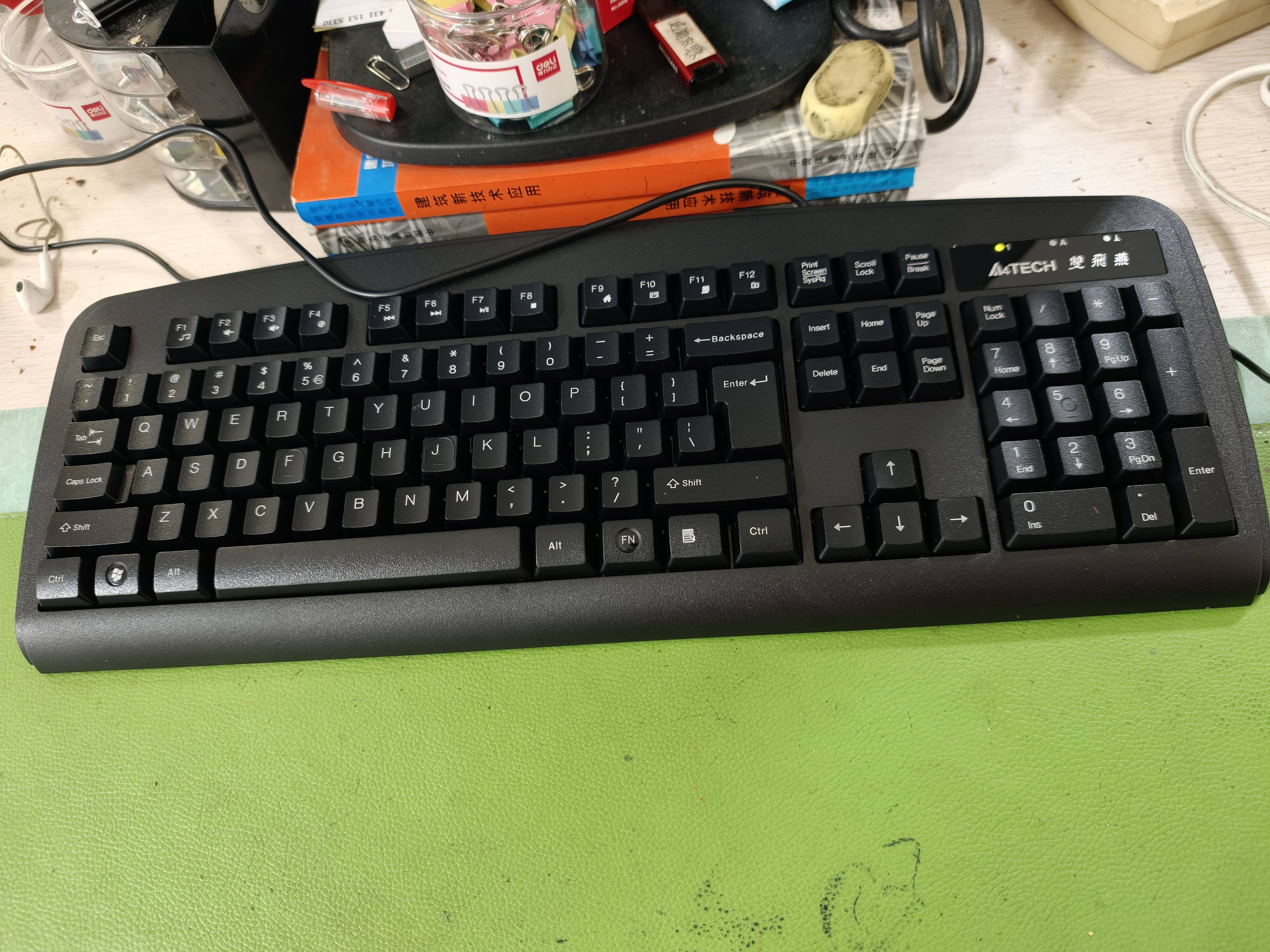 双飞燕（A4TECH）KB-8 104键有线键盘 薄膜键盘台式电脑键盘办公键盘办公打字手感好大回车键 USB接口 黑色 有线 实拍图
