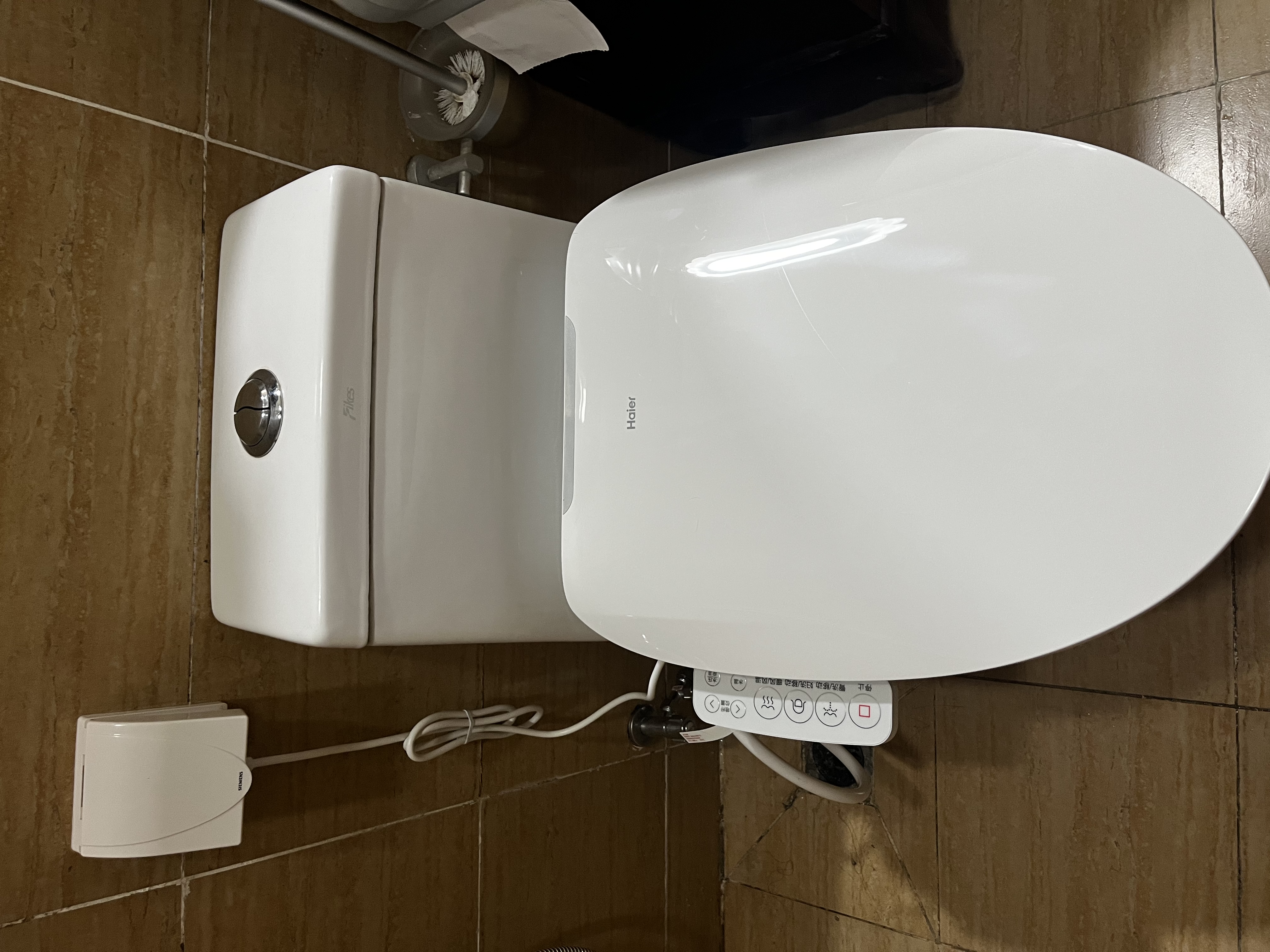 海尔（Haier）智能马桶盖即热手柄系列 小贝壳2.0 全自动坐便盖 京东安装117Pro 实拍图