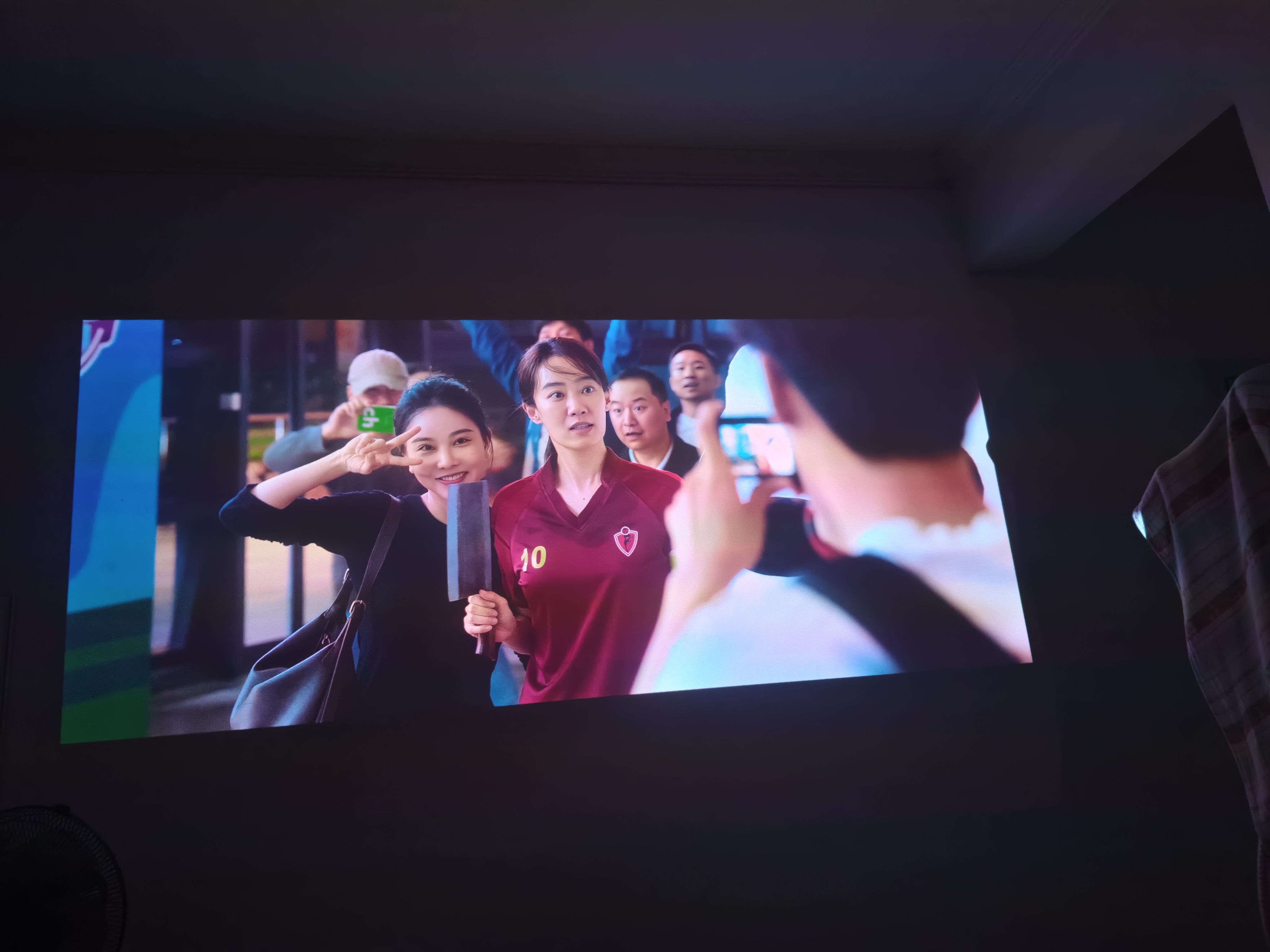 当贝D7X Pro超亮版 4K三色激光家用投影仪 无损光学变焦 超高清高亮度投影机影院国家补贴（1750CVIA） 实拍图