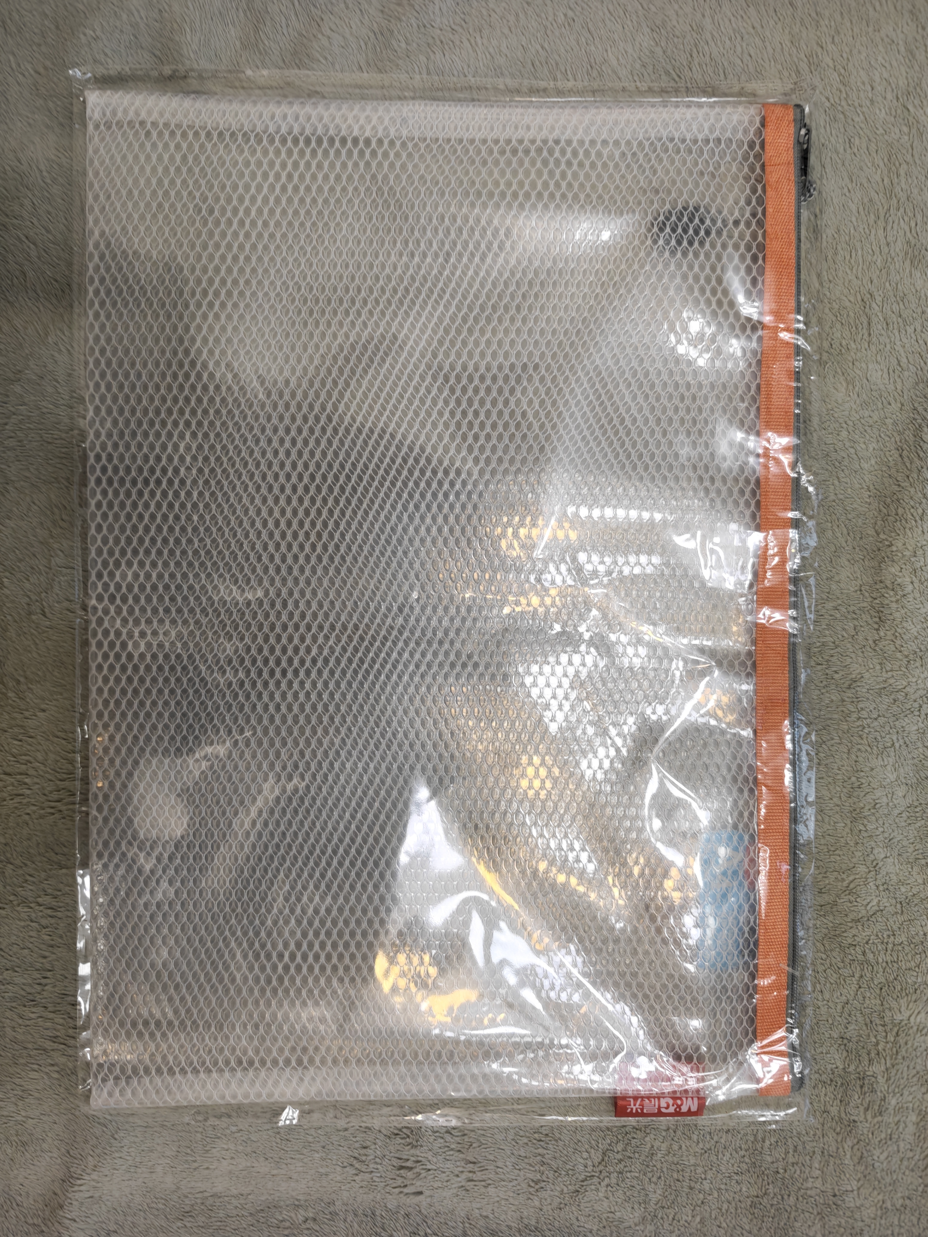 晨光文具A4/EVA文件袋资料袋 网格拉链袋 办公学生开学考试试卷票据收纳袋 单个装颜色随机ADM95079 实拍图