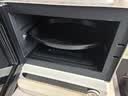 美的（Midea）小滋味2.0微烤炸一体机彩膜触控变频平板顶部烤管热风微波炉电烤箱空气炸一体2026新款F15 实拍图