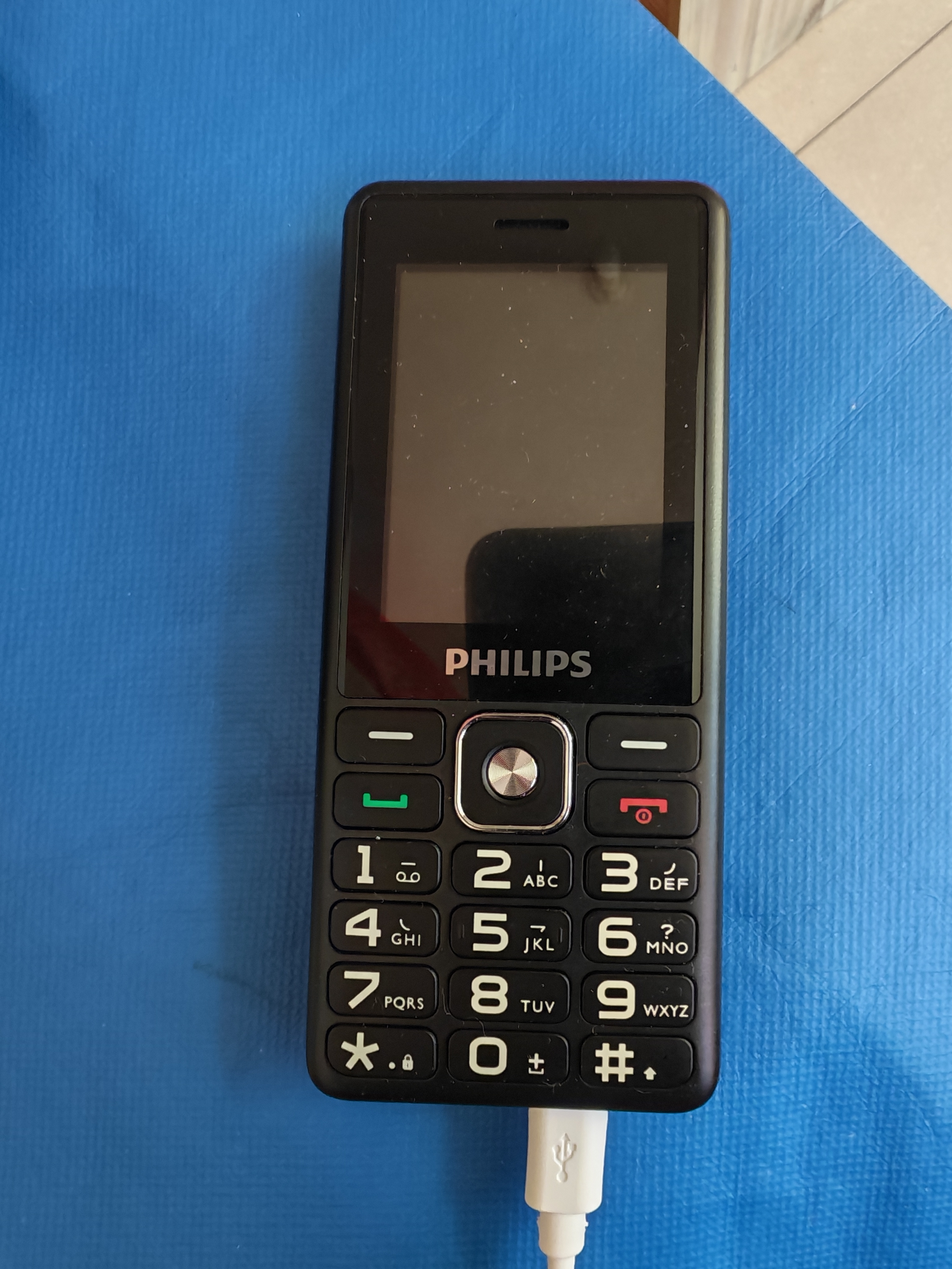 飞利浦（PHILIPS）老年机4G全网通超长待机大字体大声音大按键老人专用手机2026京东自营学生备用功能机M6黑色 实拍图