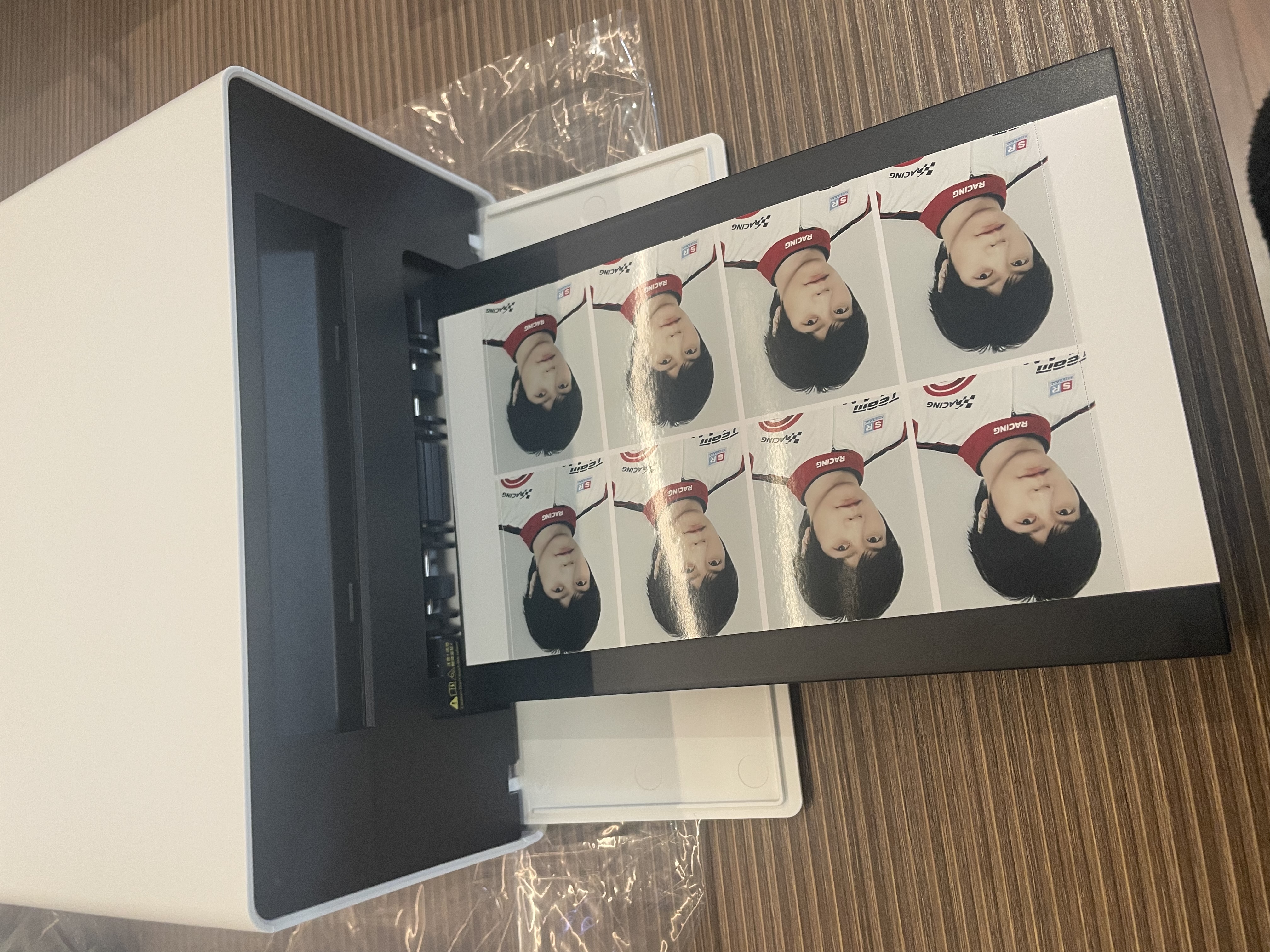 极印AI贴纸照片打印一体机S1 AI抠图自动裁切 AI创意生图 自动覆膜高清画质 贴纸机照片打印机 实拍图