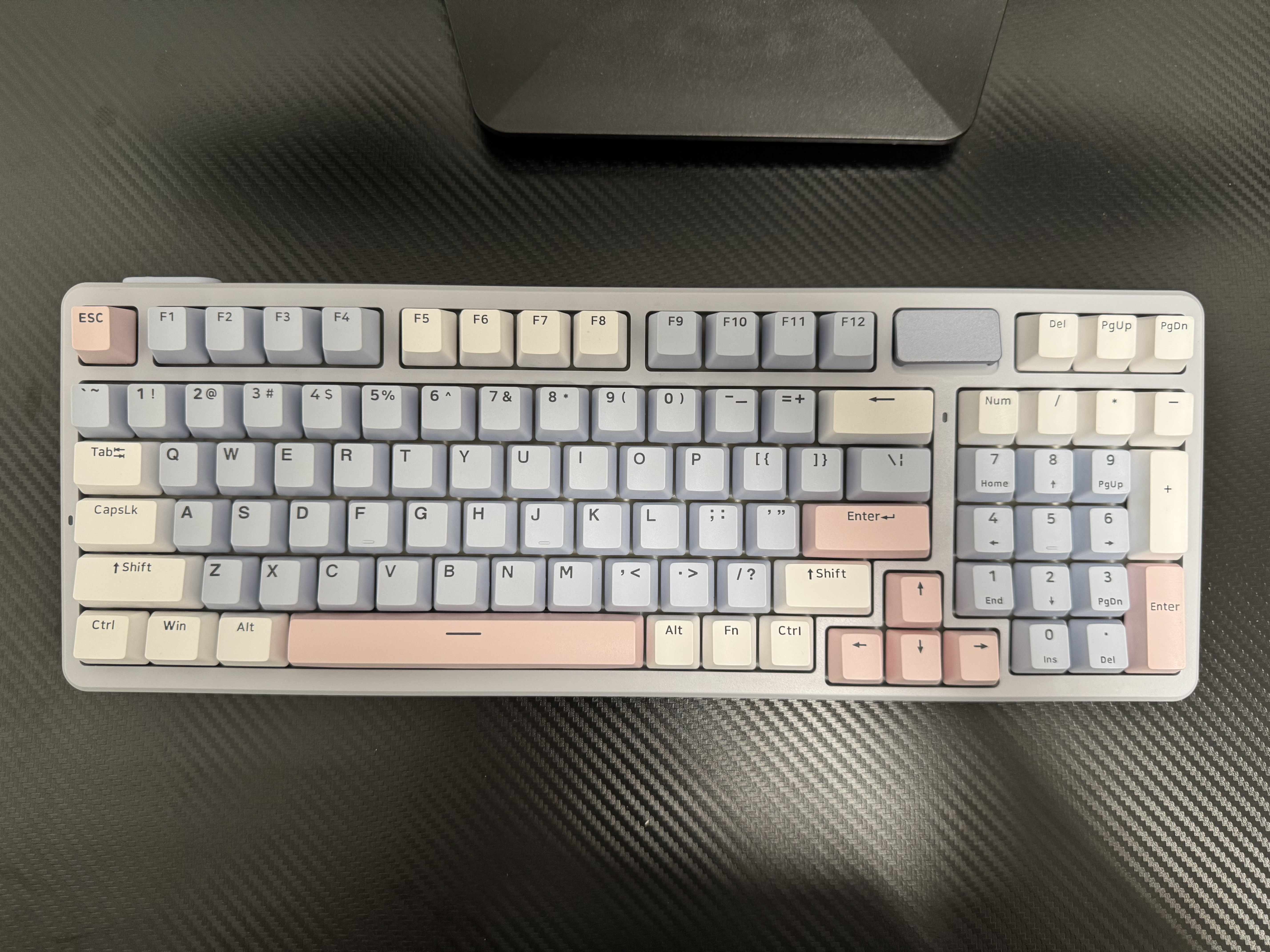 雷柏（Rapoo）V700DIY-98升级款 三模客制化无线机械键盘gasket结构7层填充消音全键热插拔电竞办公键盘 蓝灰粉 实拍图