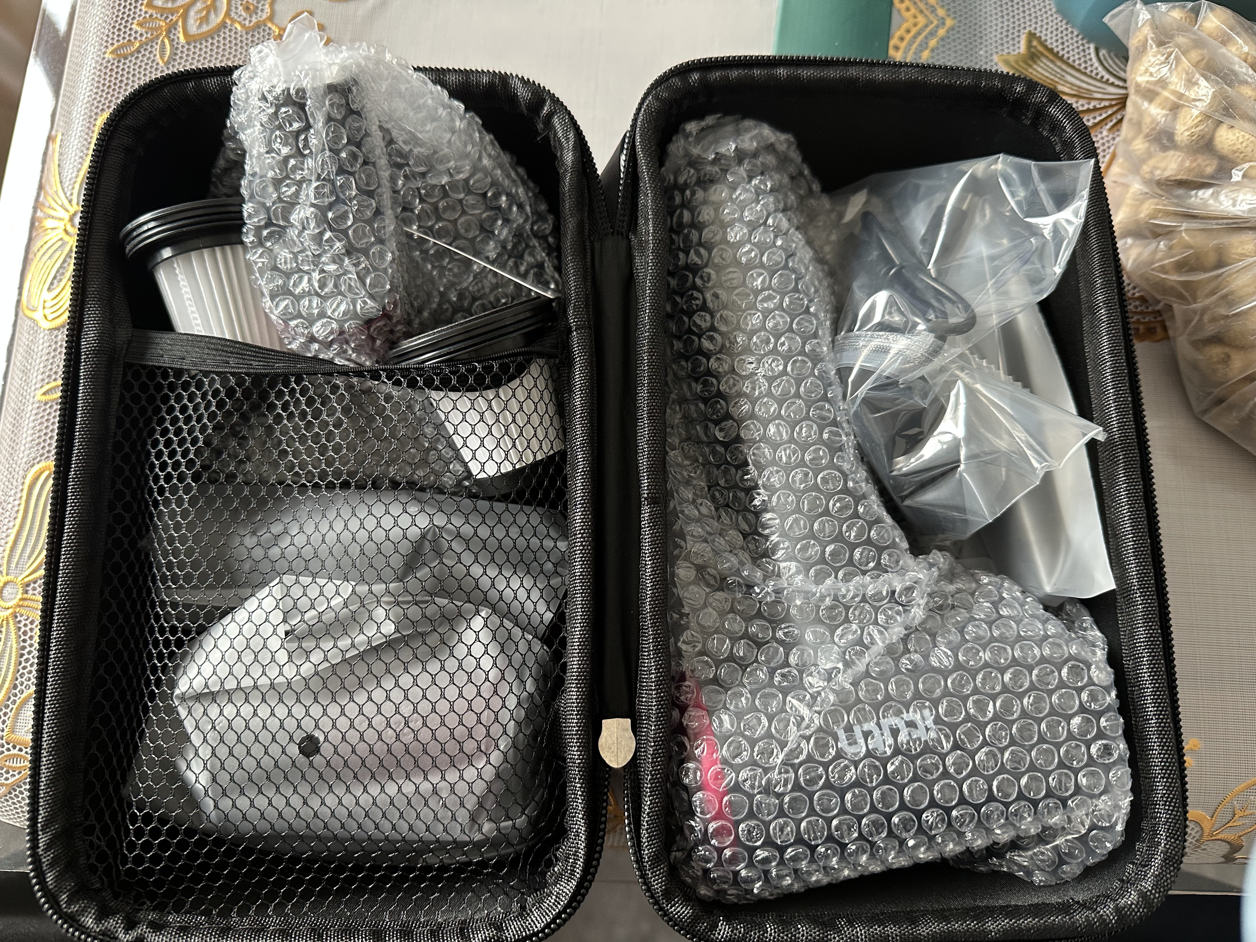 爱图腾Pet01手持宠物吸尘器猫毛清理神器养猫专用电动吸毛器家用大吸力沙发地毯床上宠物除毛器 实拍图