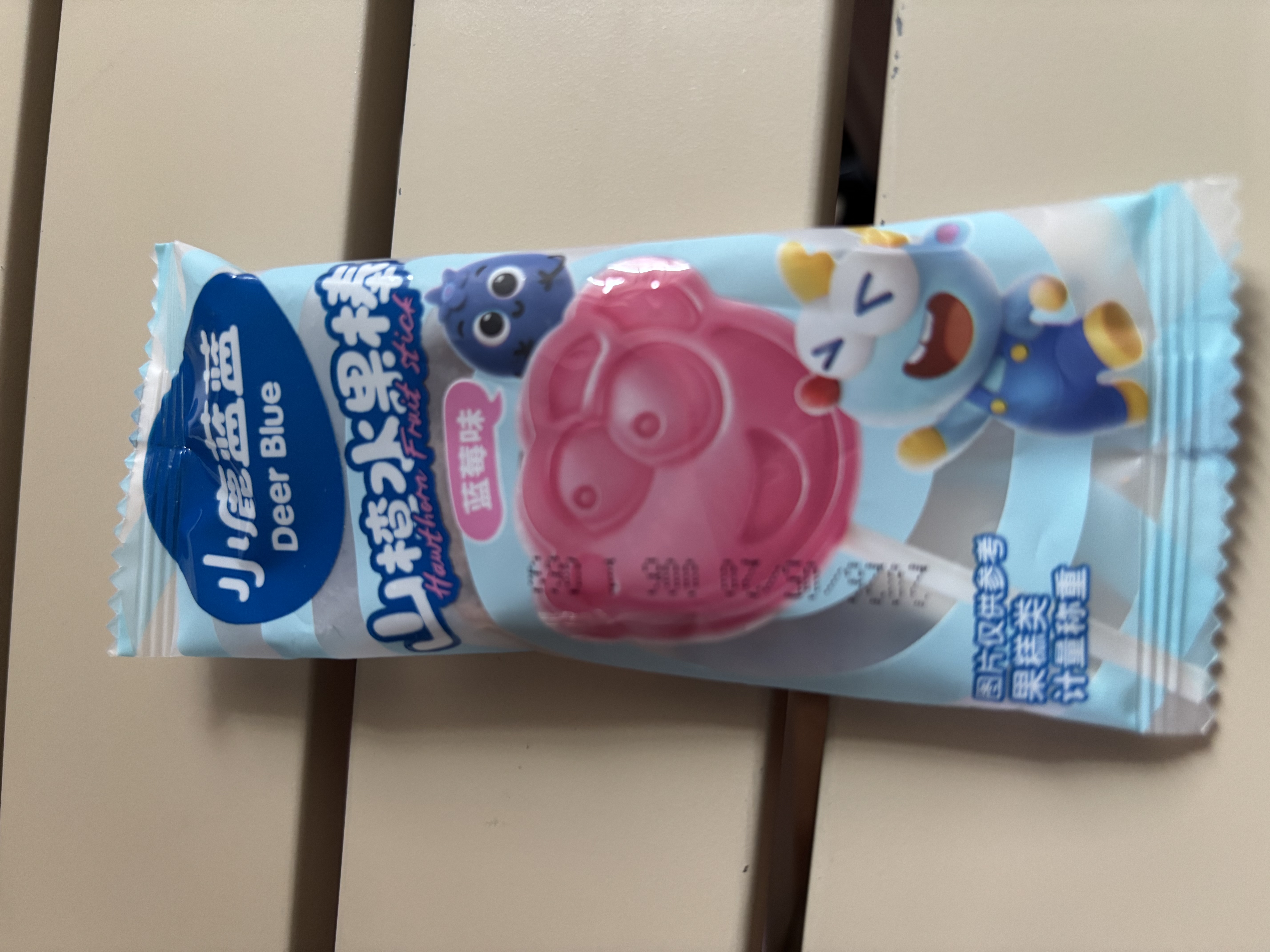 小鹿蓝蓝山楂棒棒糖宝宝零食儿童健康鲜果膳食纤维1岁以上 【蓝莓味】山楂水果棒1袋/106g 实拍图