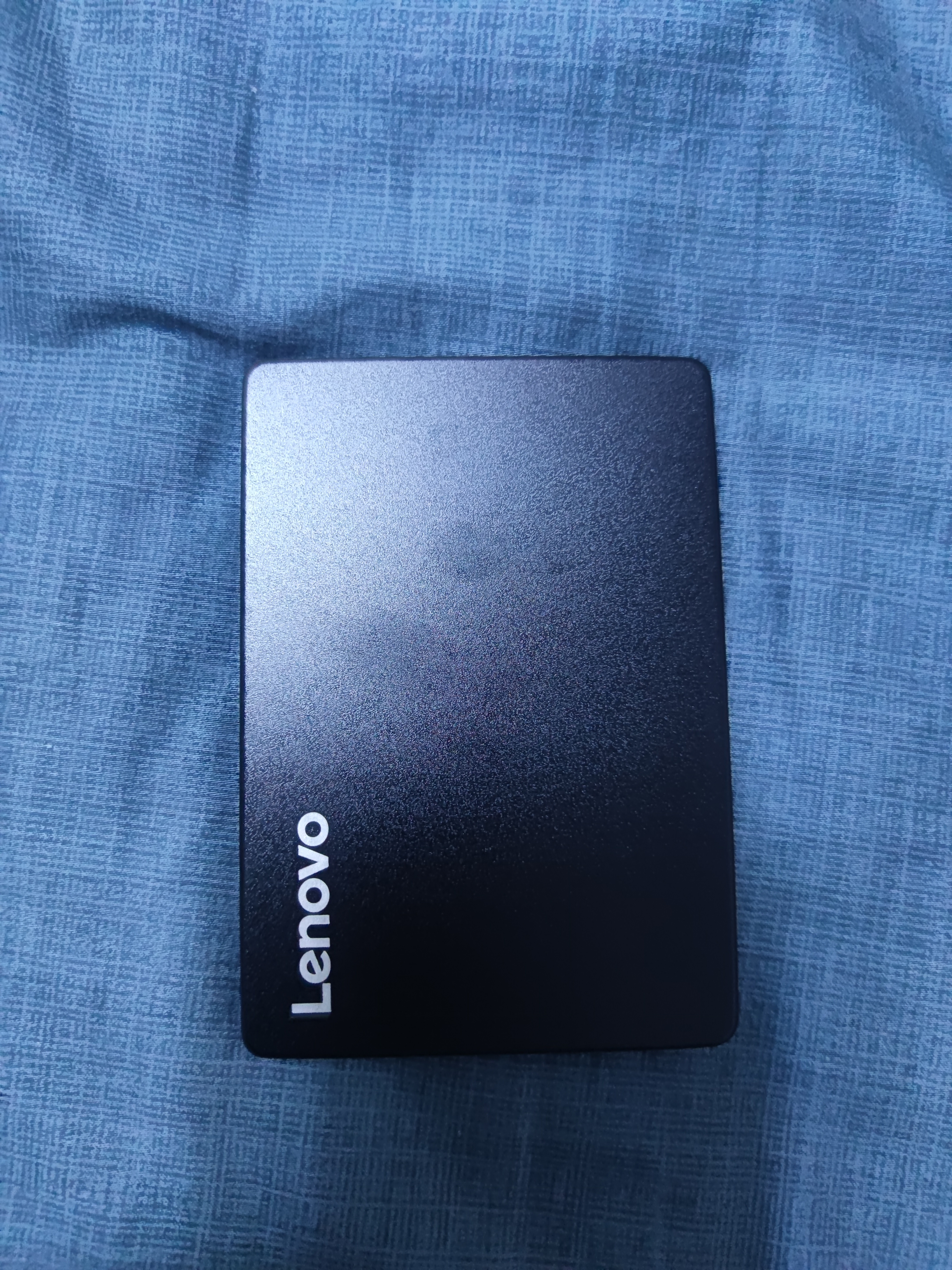 联想（Lenovo) 240GB SSD固态硬盘 SATA3.0 SL700闪电鲨系列 台式机/笔记本通用 实拍图