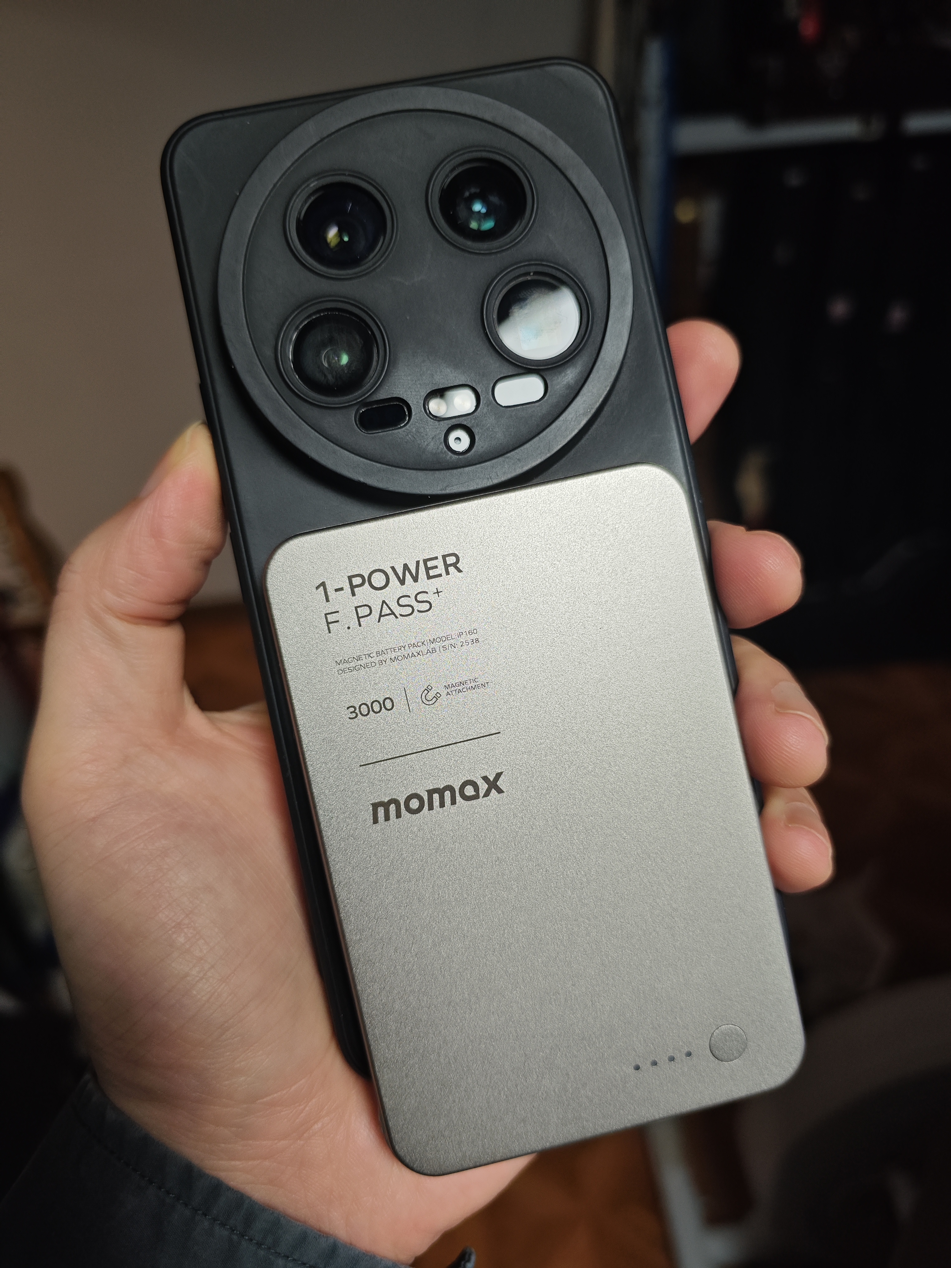 摩米士（MOMAX）7mm超薄自带线充电宝便携可上飞机可磁力吸附移动电源适用苹果iPhone18proamx/Air华为小米手机 实拍图