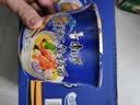 康师傅 方便面 经典鲜虾鱼板桶面102g*12 泡面整箱速食 方便食品 实拍图