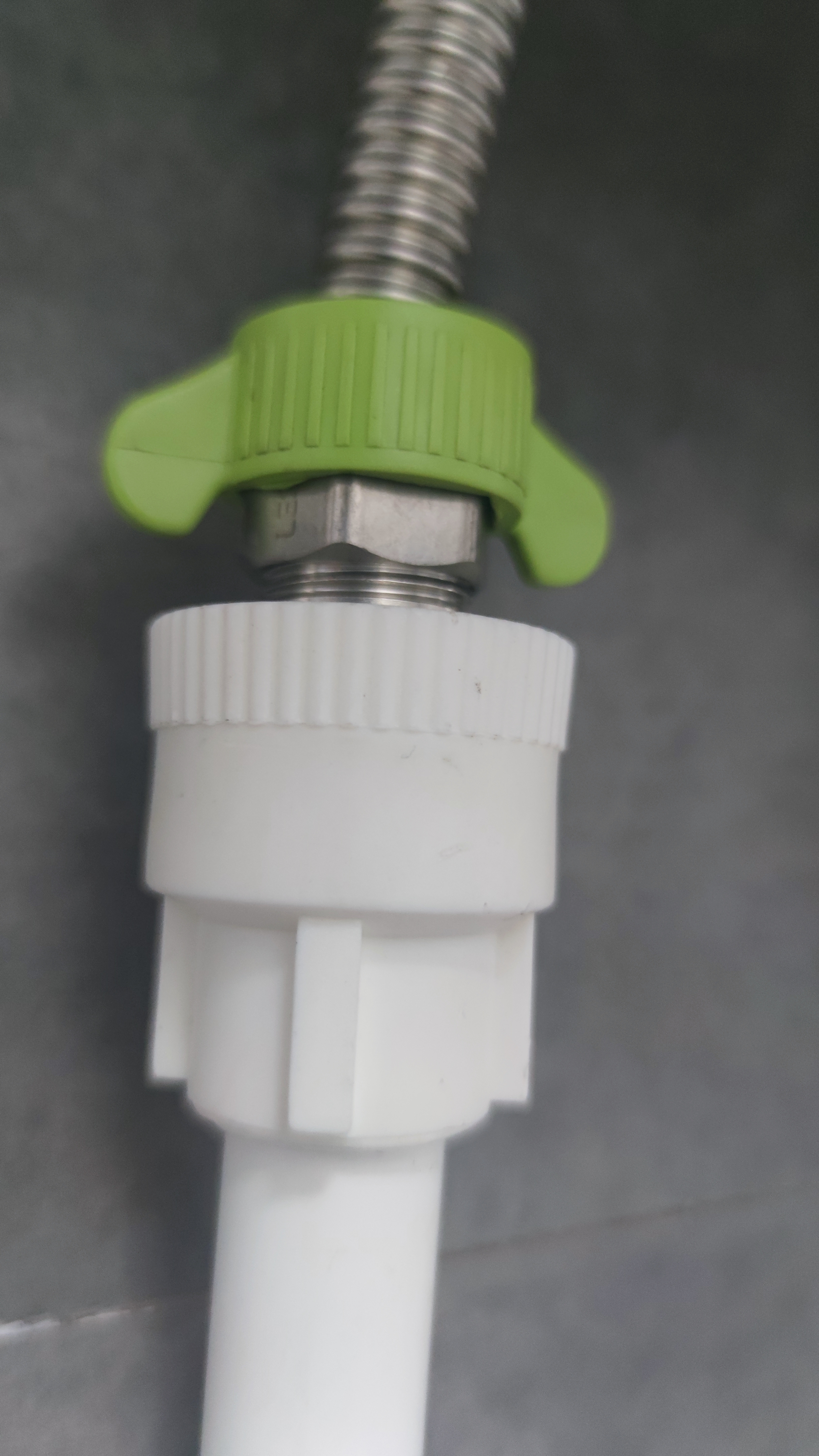 联塑304不锈钢波纹管耐高温冷热进水管4分热水器出水管软管 40CM  实拍图