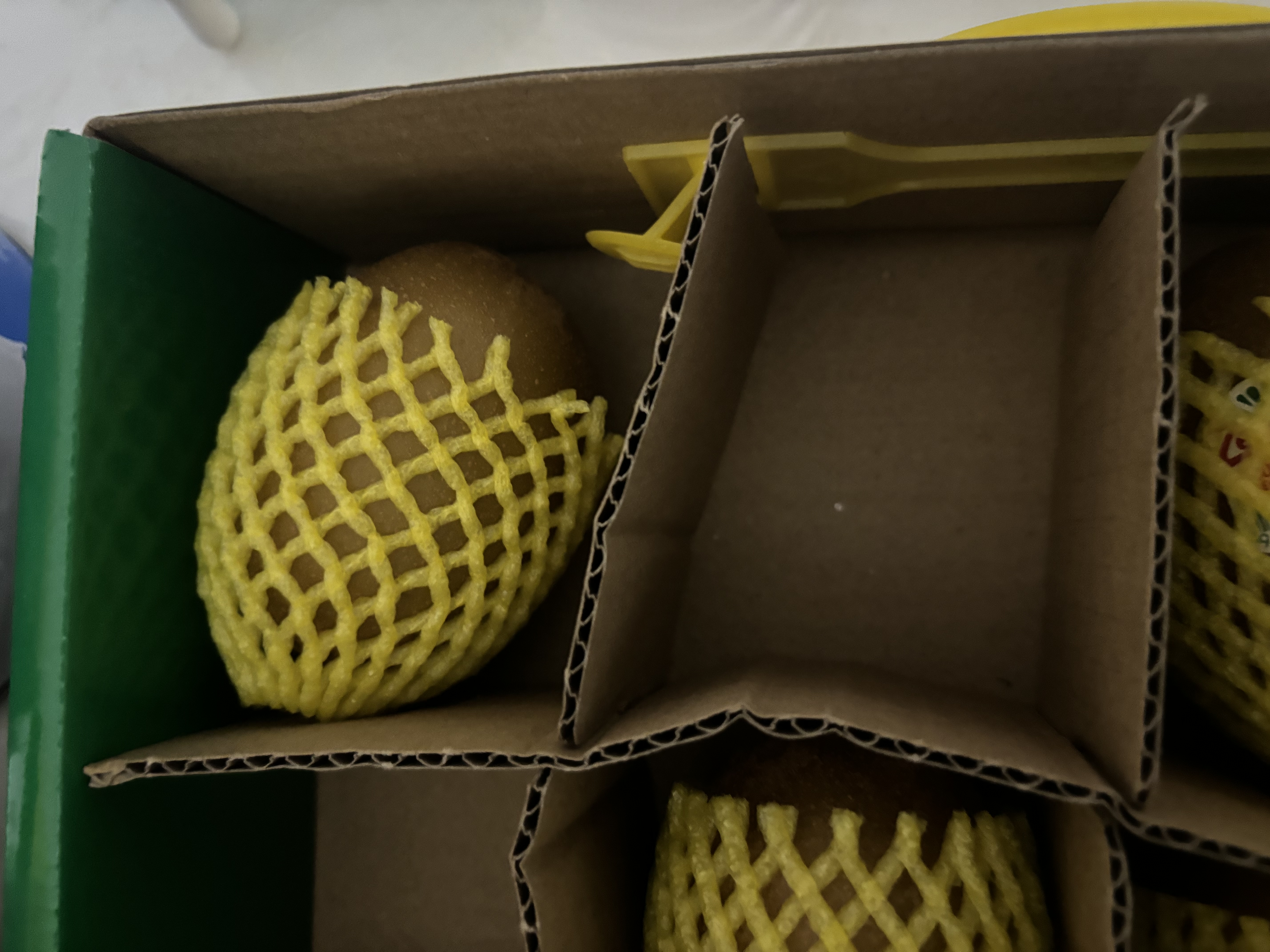 佳沛（zespri）新西兰  阳光金奇异果12粒特大果单果124-146g 猕猴桃 实拍图