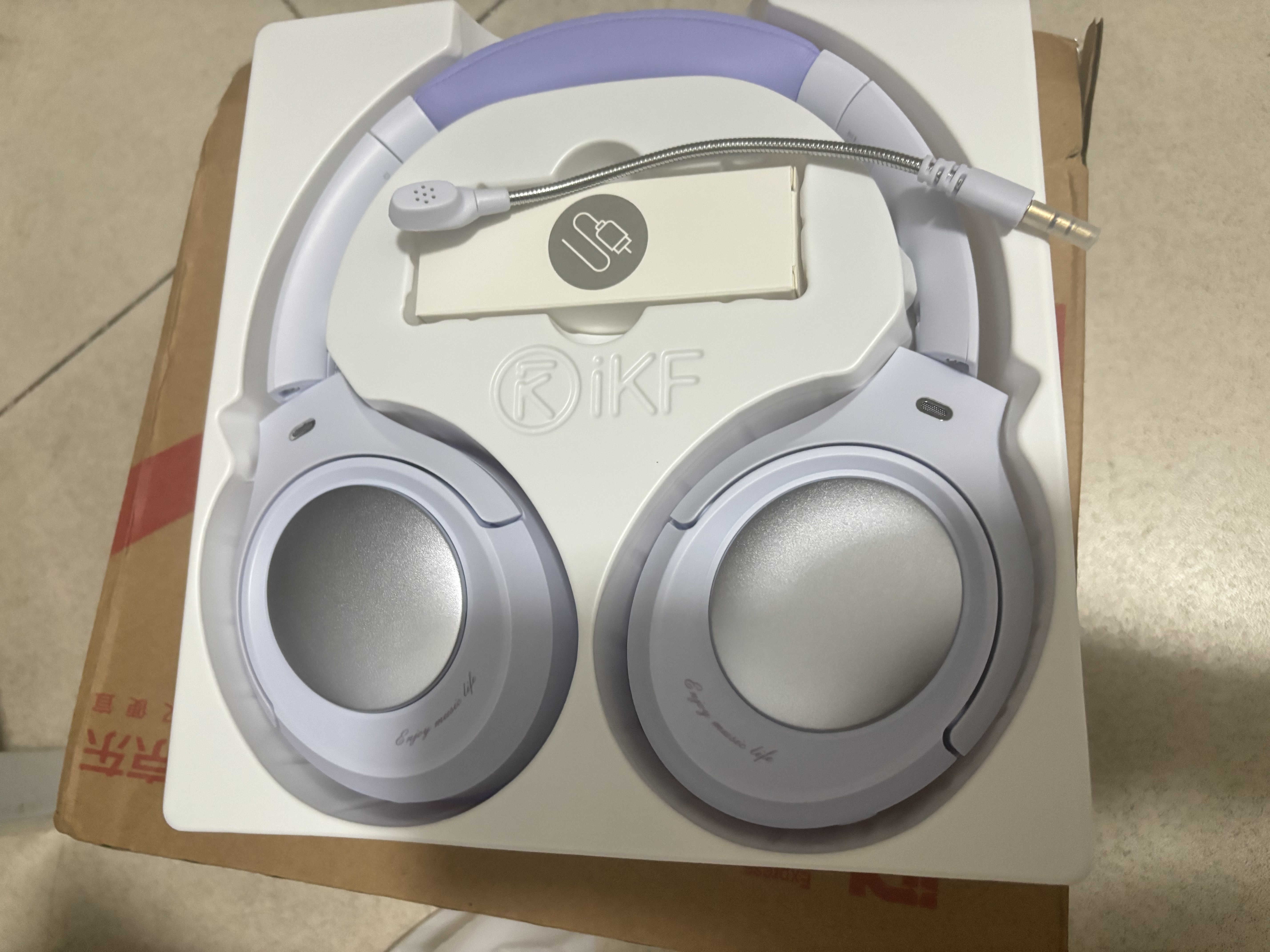 iKF King Pro3.0【双金标LDAC高解析】头戴式蓝牙耳机主动降噪超长续航有线无线电竞游戏低延迟星光紫 实拍图