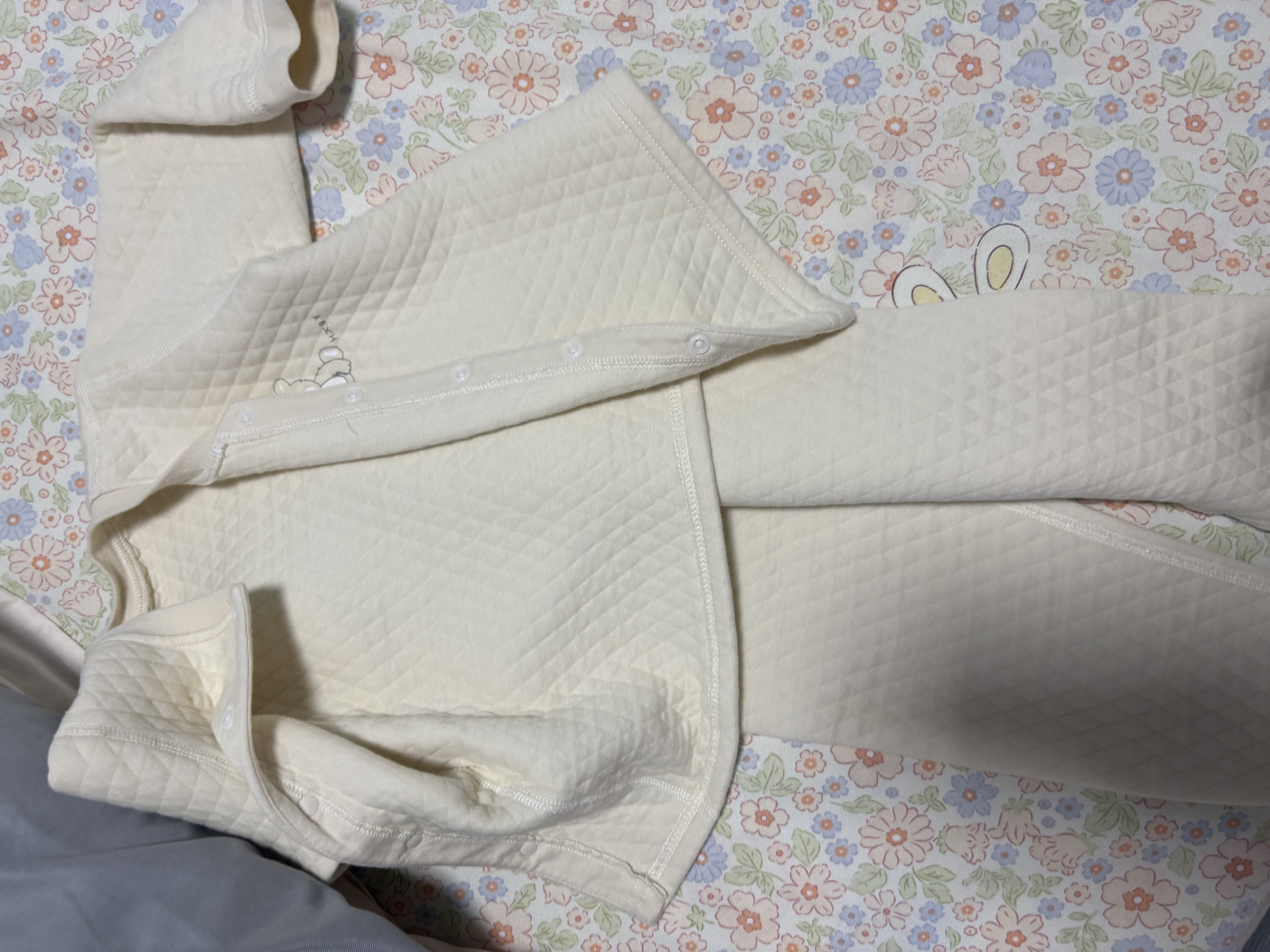 欢喜小熊婴儿衣服冬季宝宝内衣套装儿童睡衣秋冬三层保暖纯棉护肚高腰套 实拍图