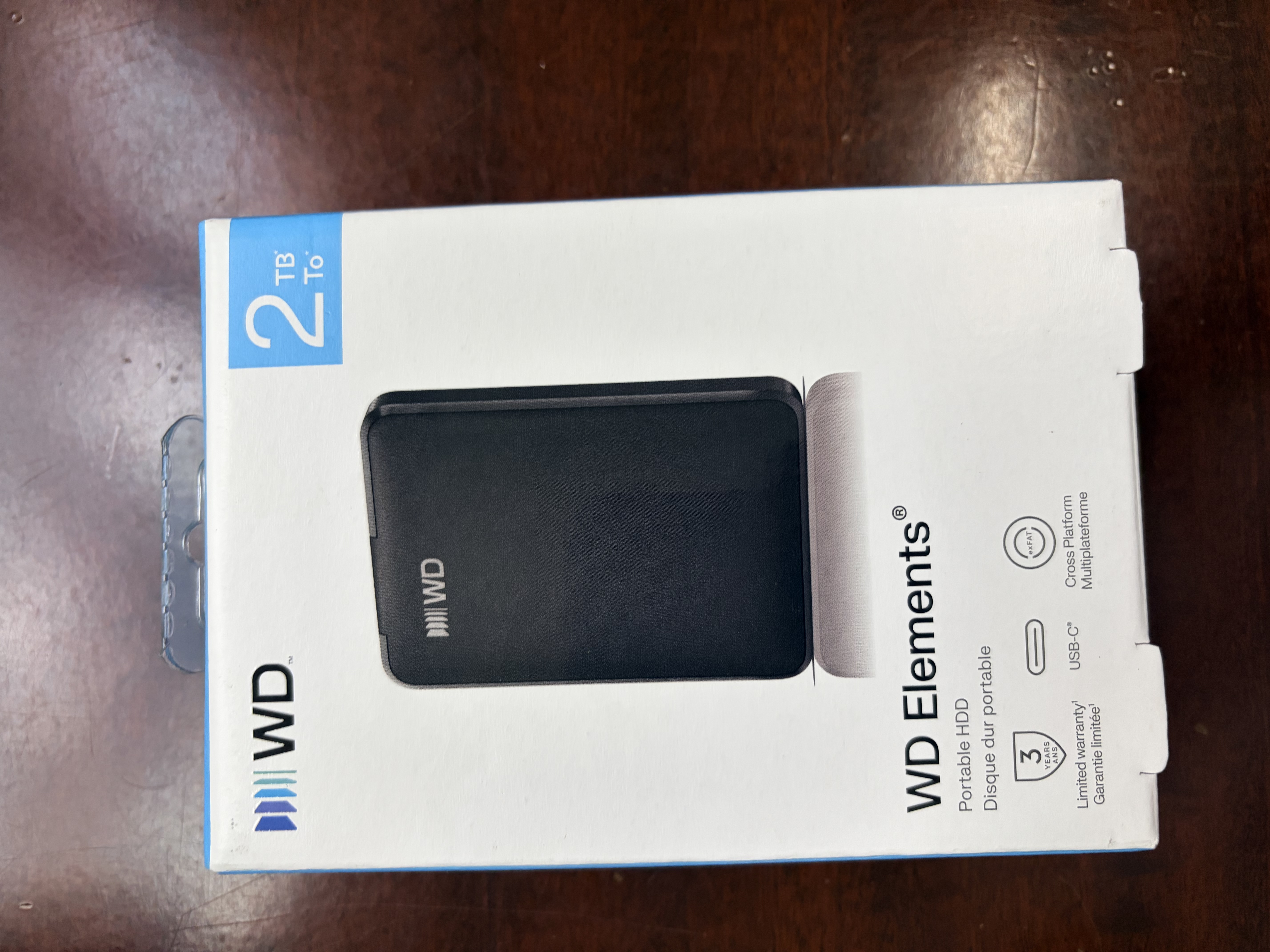 西部数据（WD）移动硬盘2TB  Type-C接口 元素系列 2.5英寸 机械硬盘 笔记本电脑外接 外置扩容备份 大容量存储 实拍图