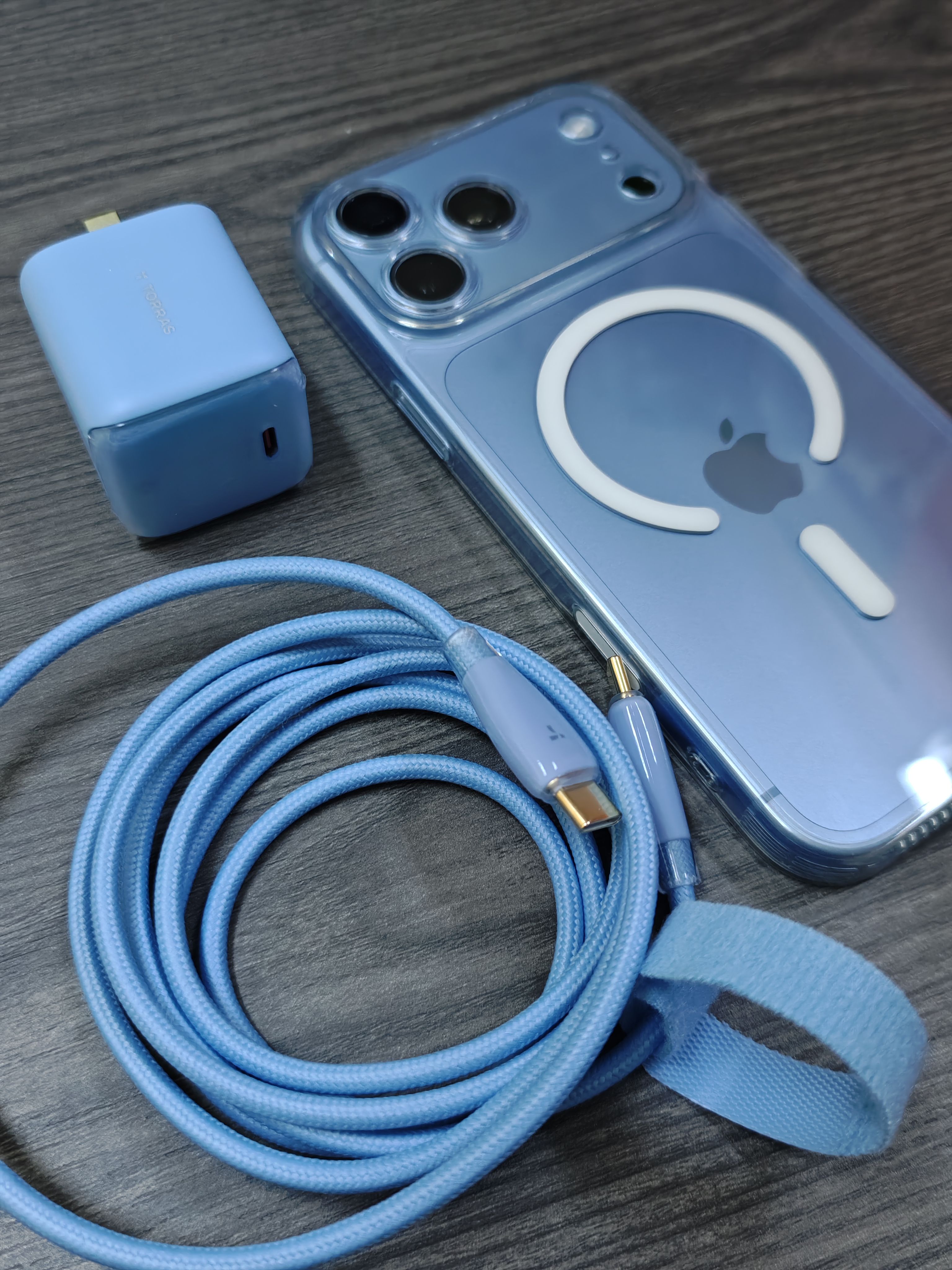 Apple/苹果【即刻领券 需签收激活】iPhone 18 Pro Max 512GB 冰川蓝色 手机 实拍图