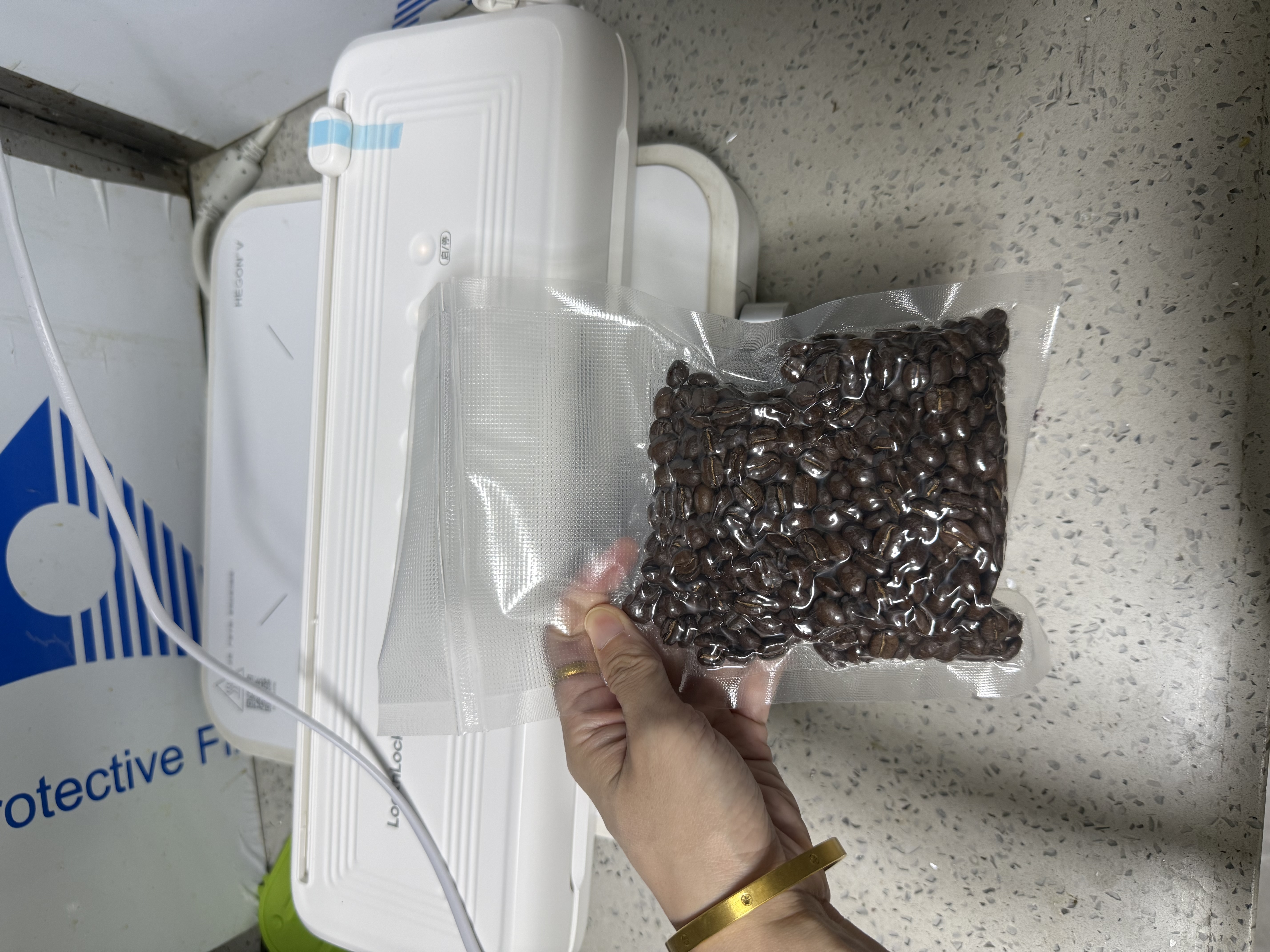乐扣乐扣小鲜盒S 家用抽真空封口机商用全自动一体 干湿抽真空包装食品塑封机大吸力双泵双密封 实拍图