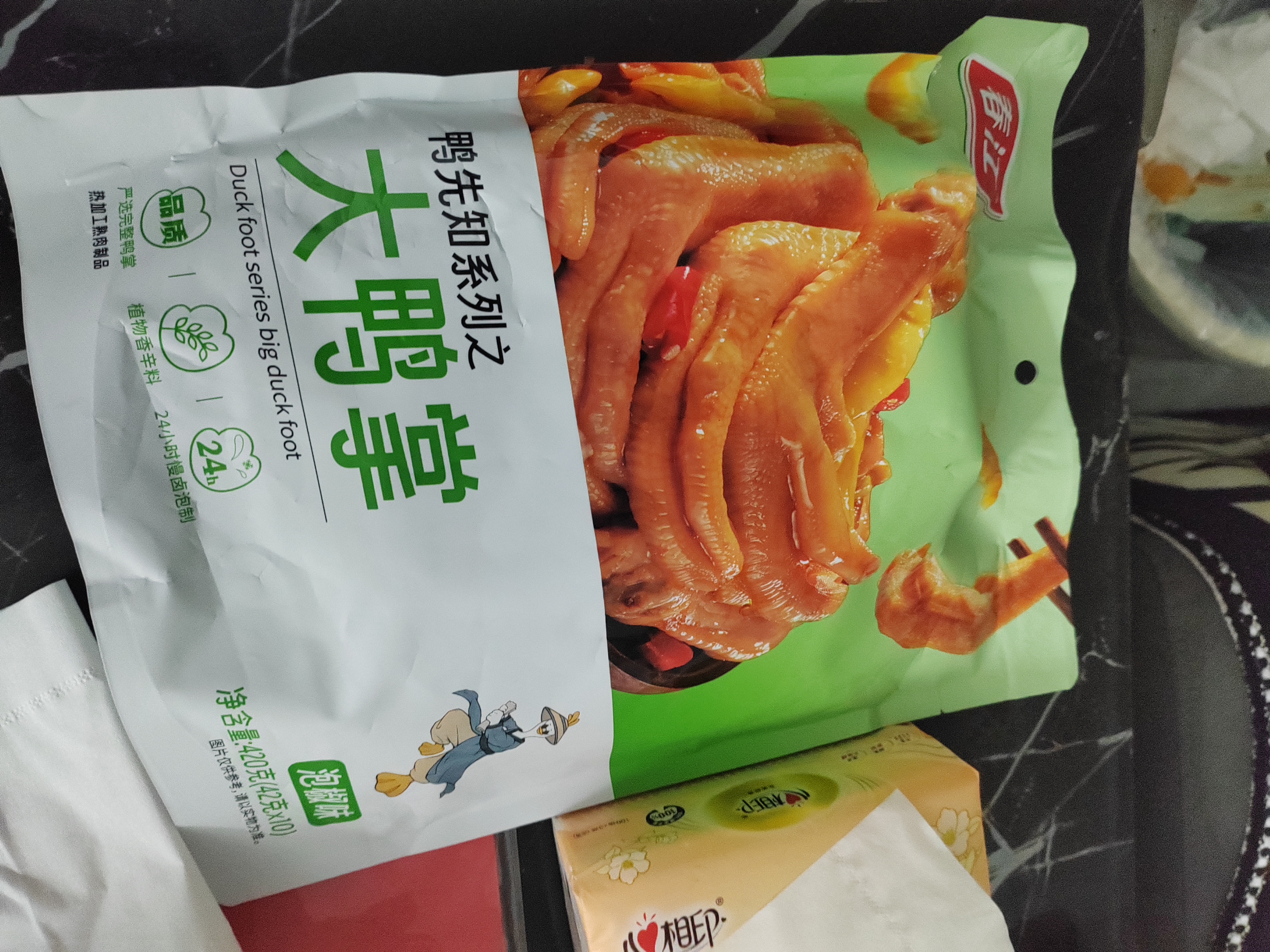 春江鸭掌 经典泡椒有骨大鸭爪 卤味休闲解馋小零食鸭肉熟食鸭货420g 实拍图