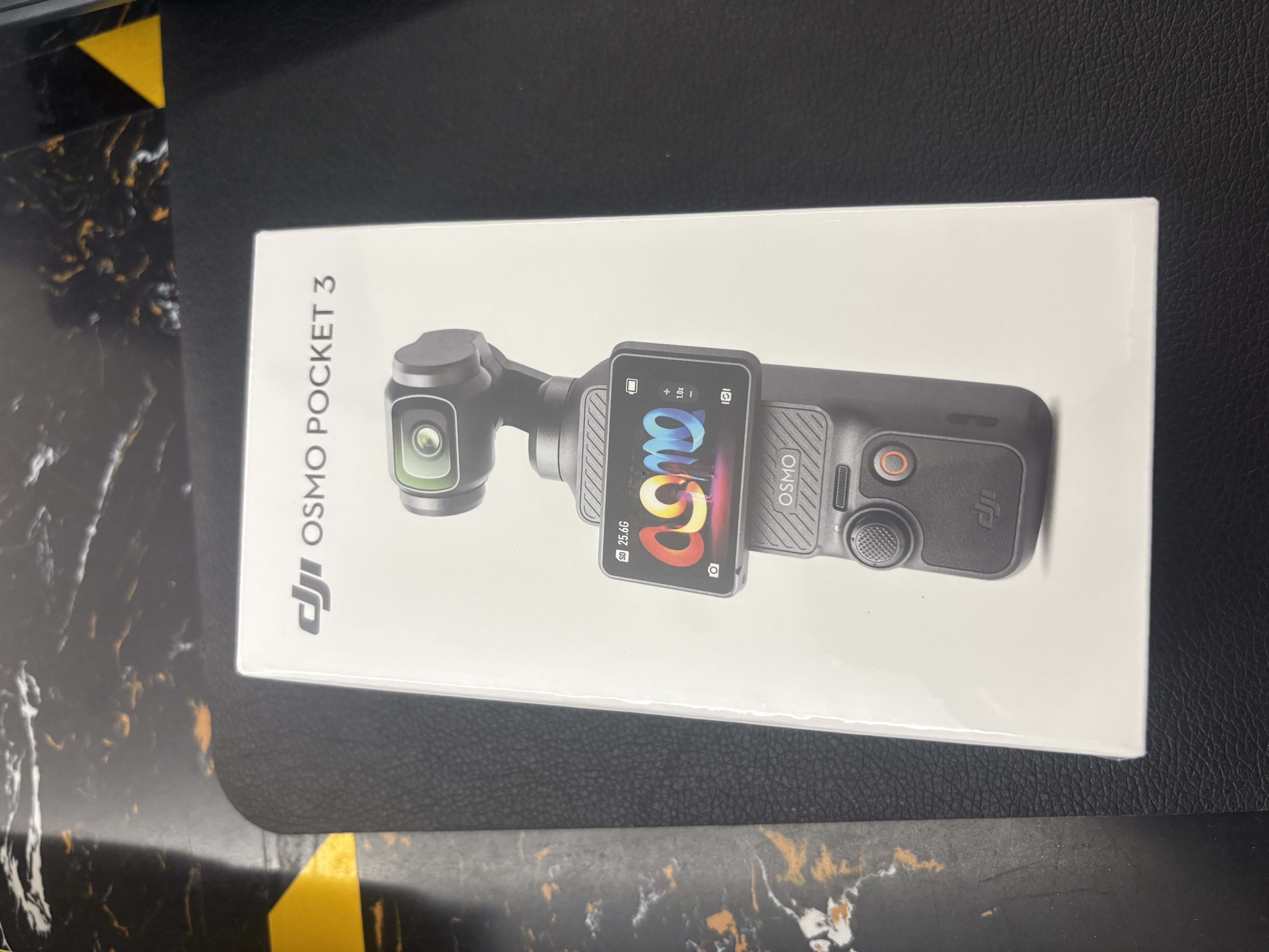 大疆DJI Osmo Pocket 3 标准版 一英寸口袋云台相机 OP灵眸手持数码相机vlog便携美颜 实拍图