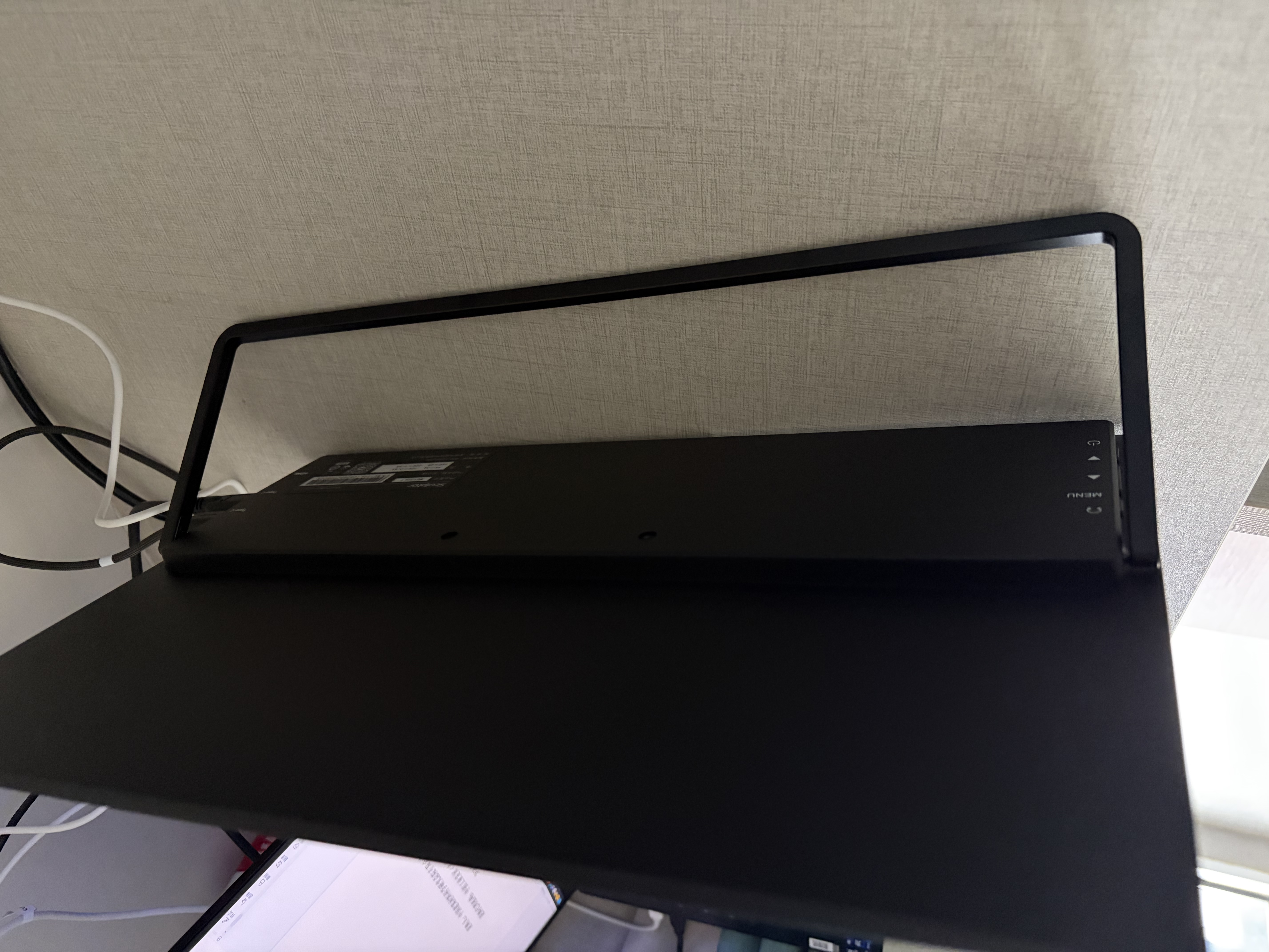 雕塑家15.6英寸4K便携式显示器 100%sRGB广色域 电脑笔记本手机副屏 PS4/5扩展屏分屏一线直连MU156LT 实拍图